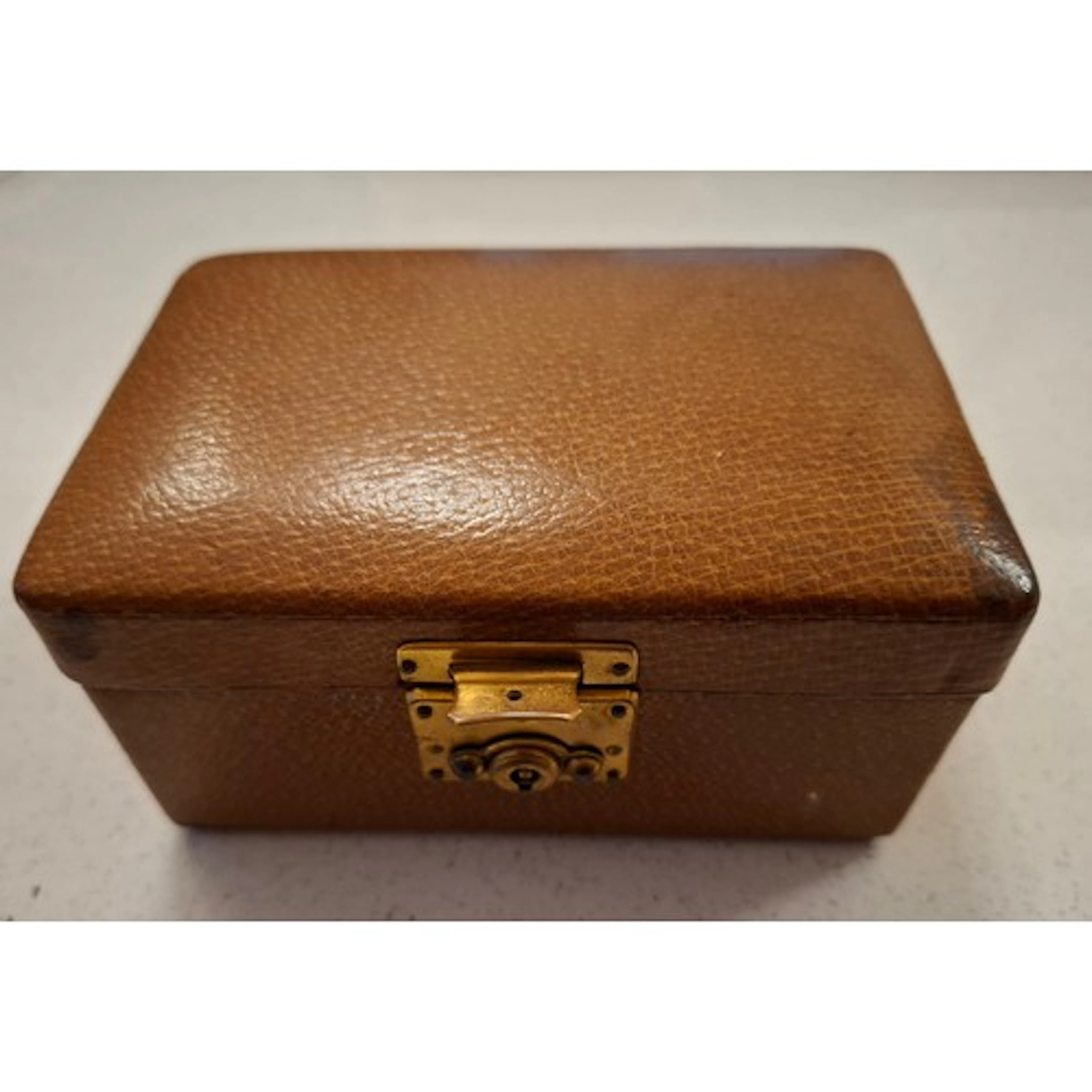 Louis Vuitton- A small vintage French brown leather gentlema...