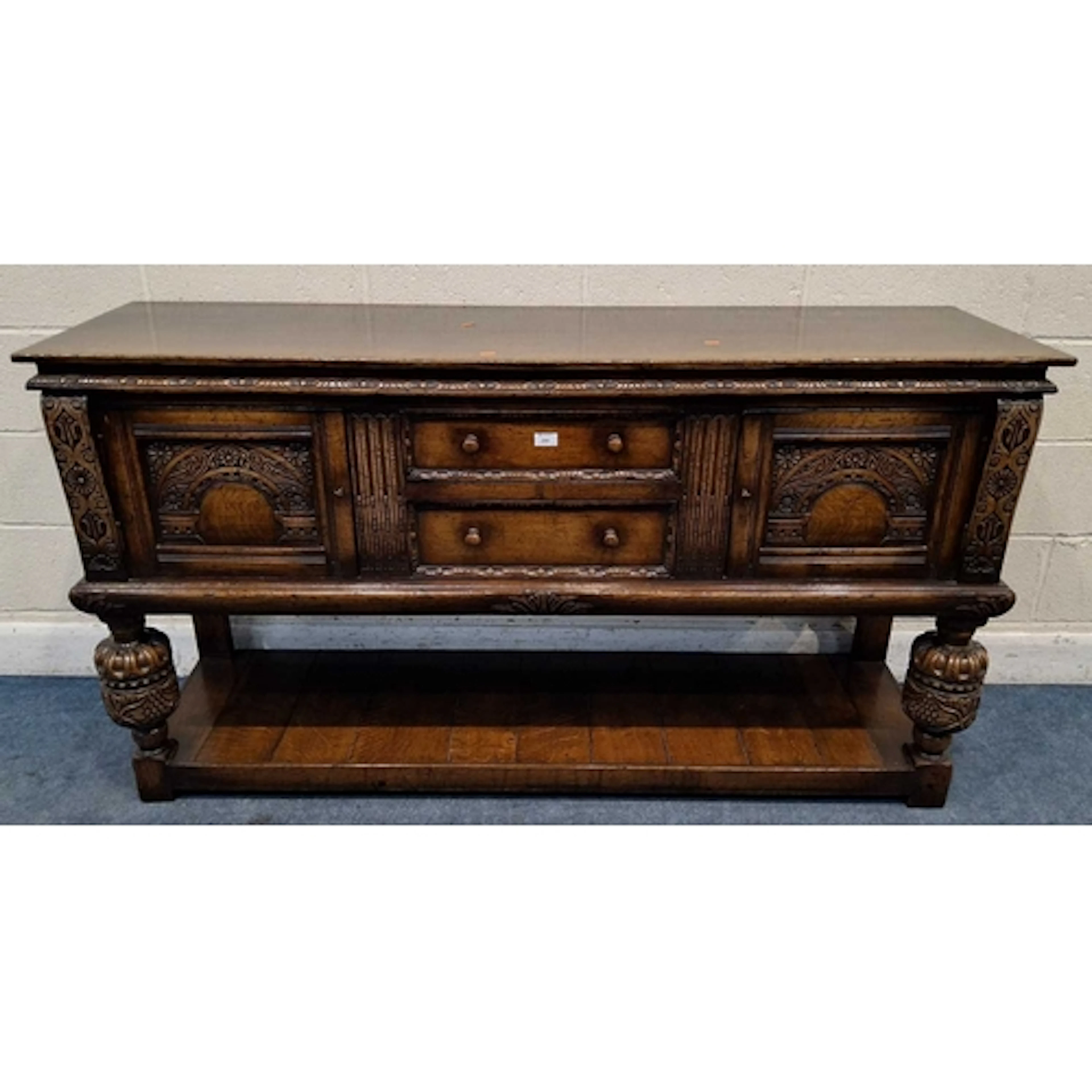 TITCHMARSH AND GOODWIN, A GOOD QUALITY REPRODUCTION OAK SIDE...
