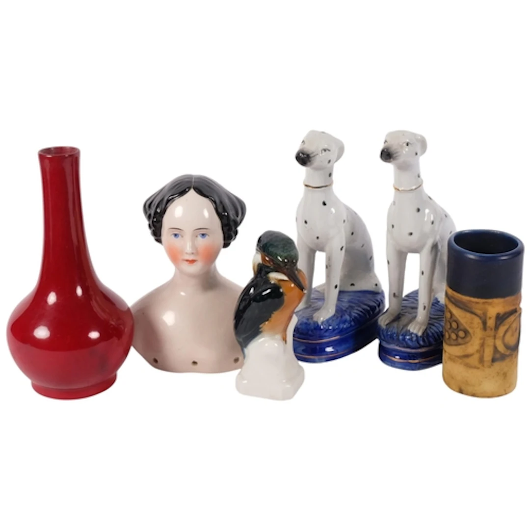 A red glazed bottle vase, H19.5cm, a Continental porcelain b...