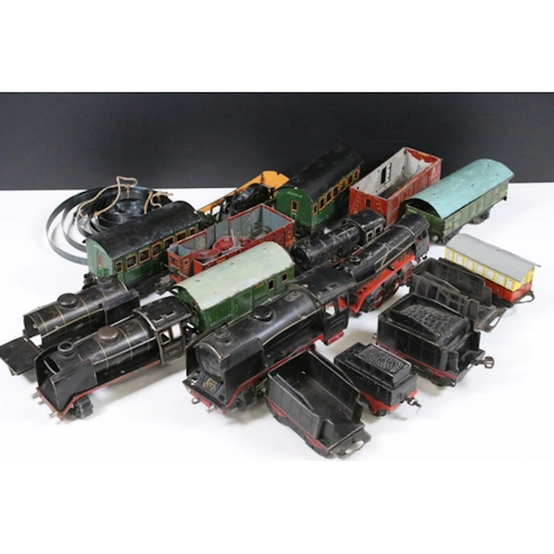 Collection of O gauge model railway mainly featuring Marklin...
