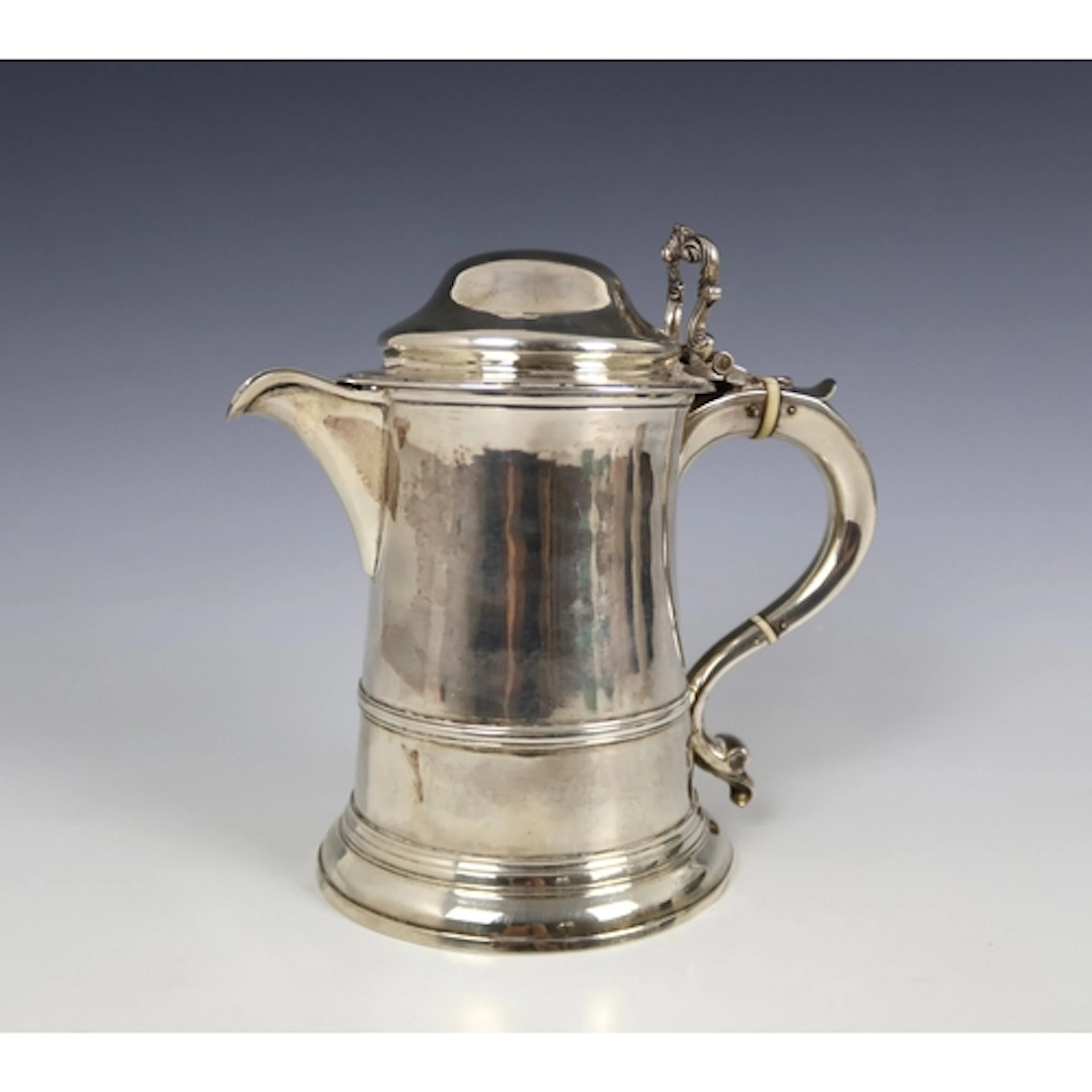 A George III silver tankard, Samuel Whitford I, of typical t...