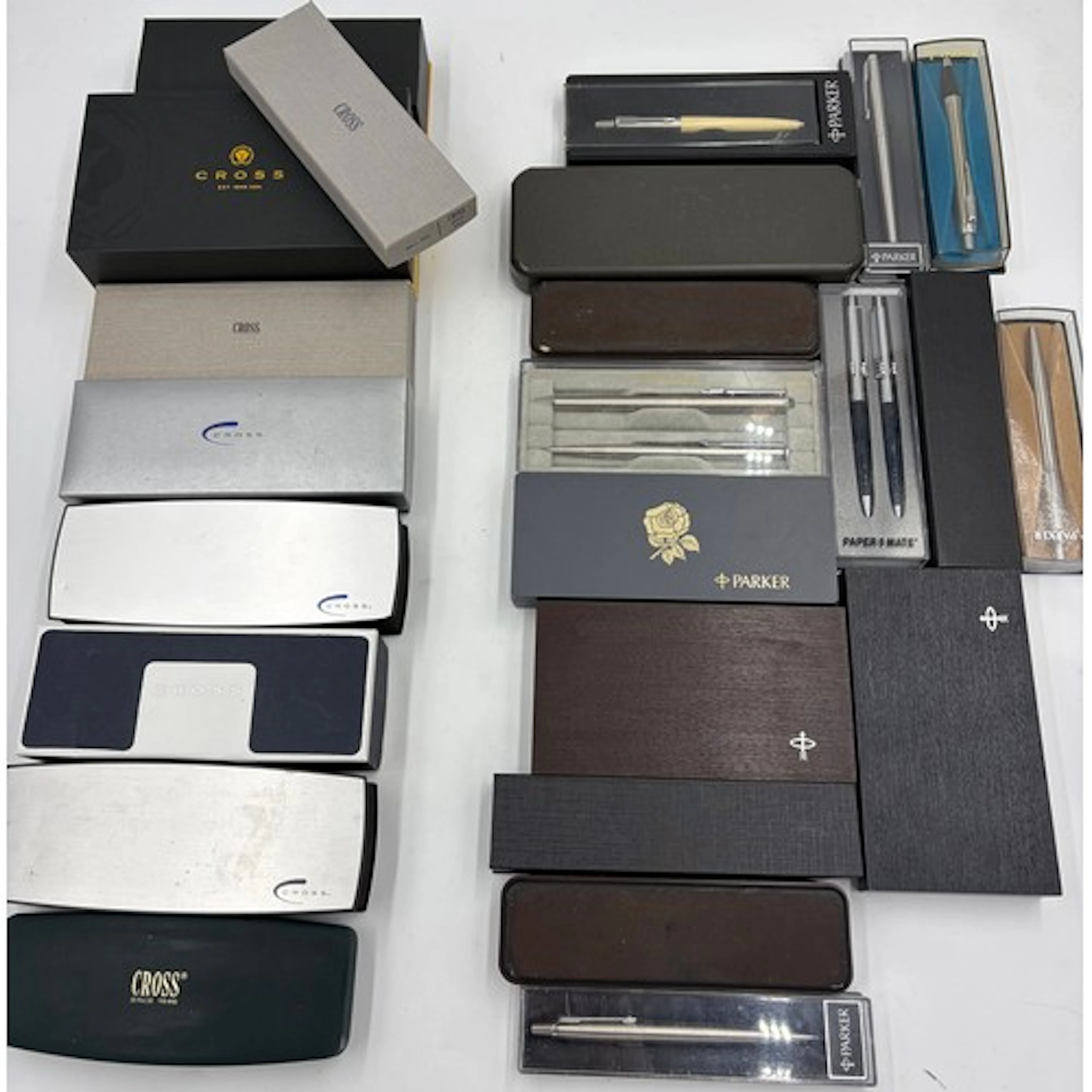 A collection of boxed Cross and Parker pens. Cross - 4 x f...