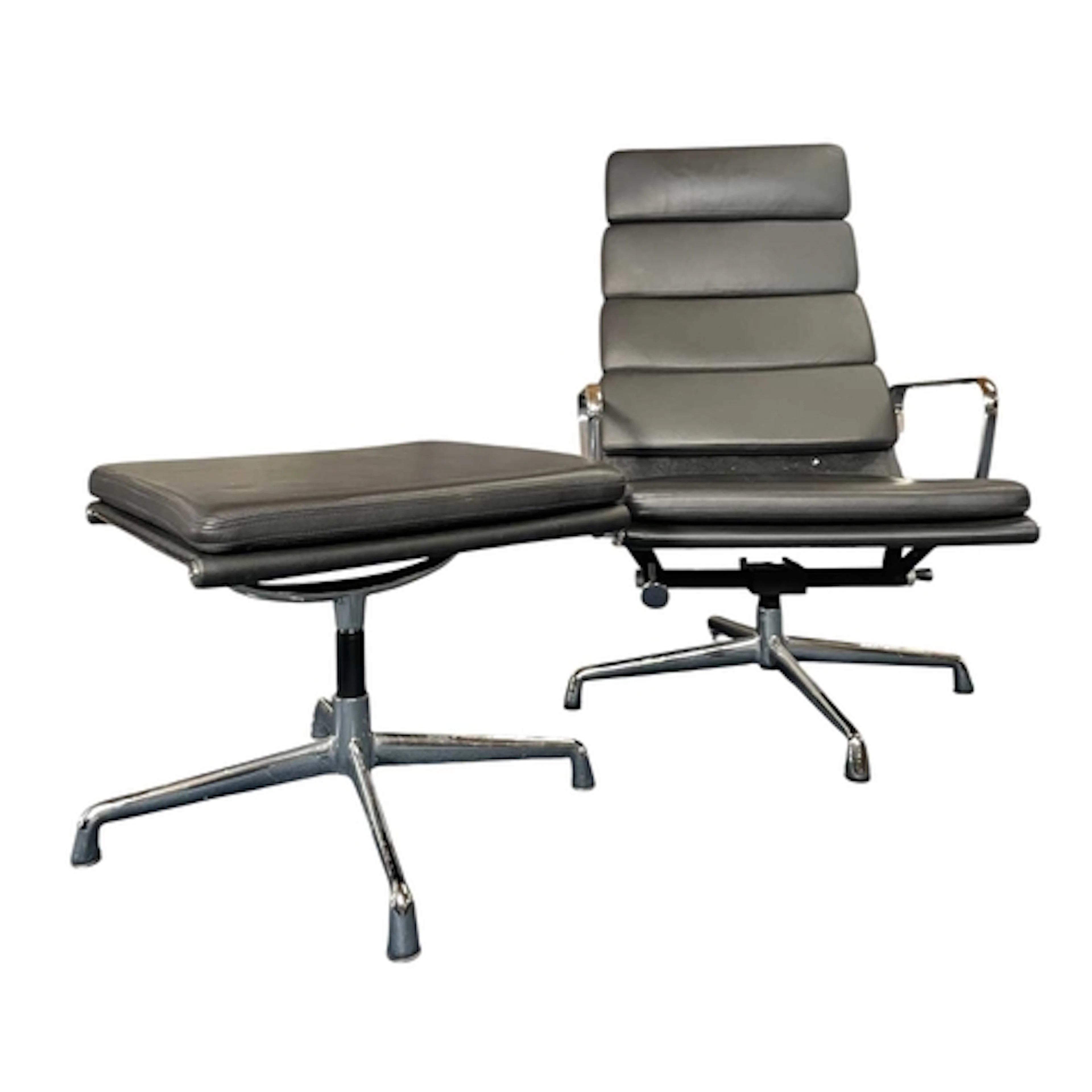 After Charles and Ray Eames - A 20th century a Vitra EA 222 ...