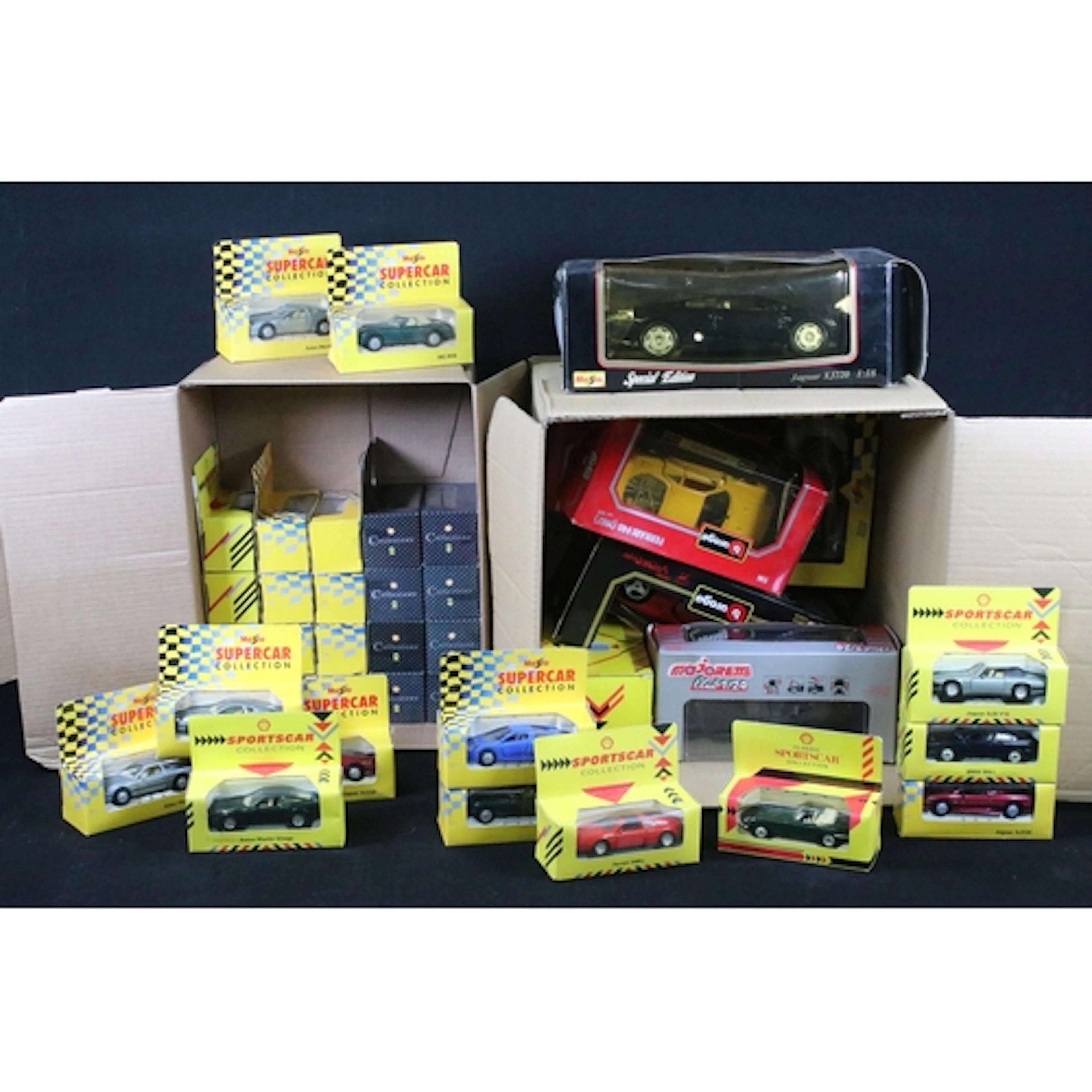 40 Boxed diecast models to include Maisto Supercar Collectio...