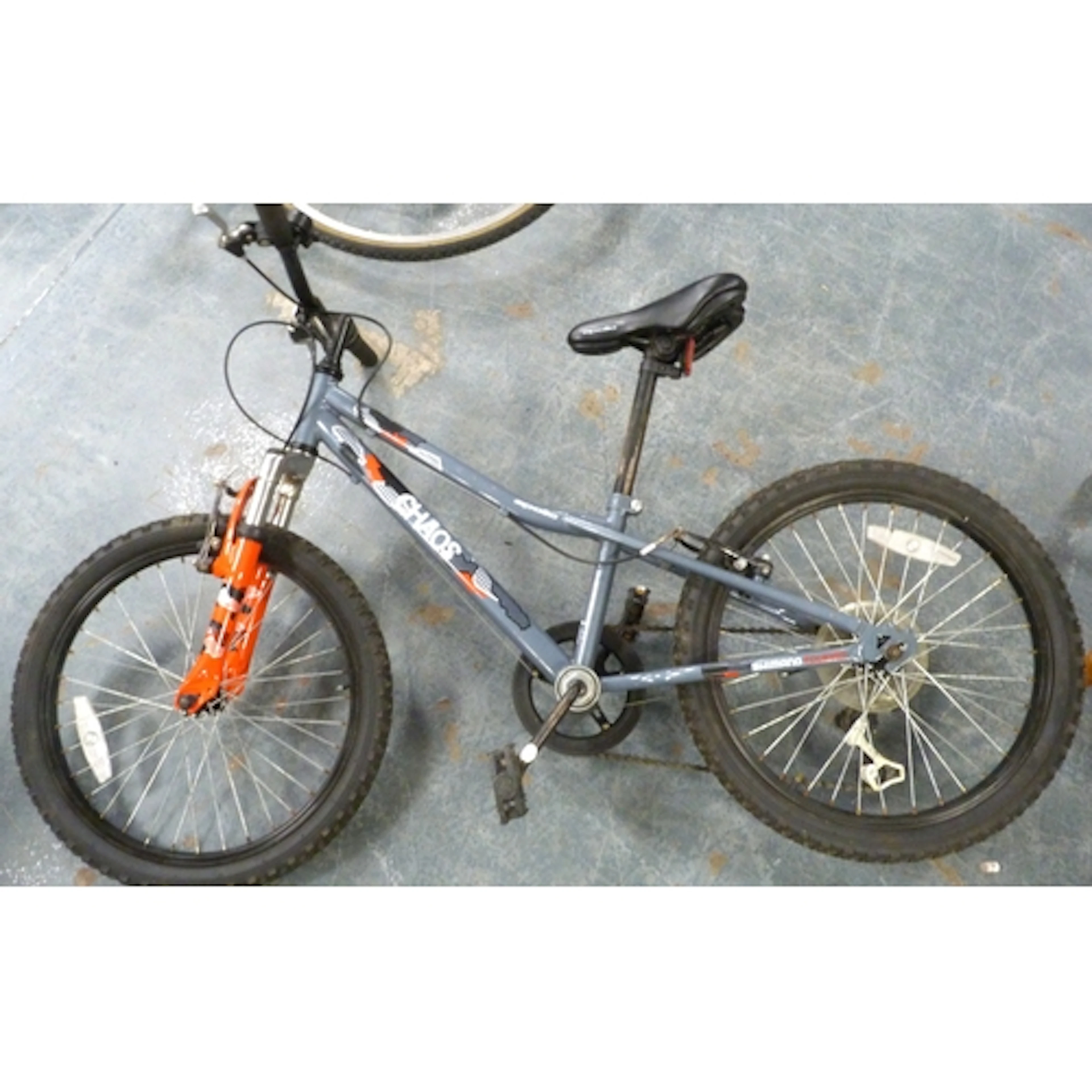 Apollo Chaos childs bike.