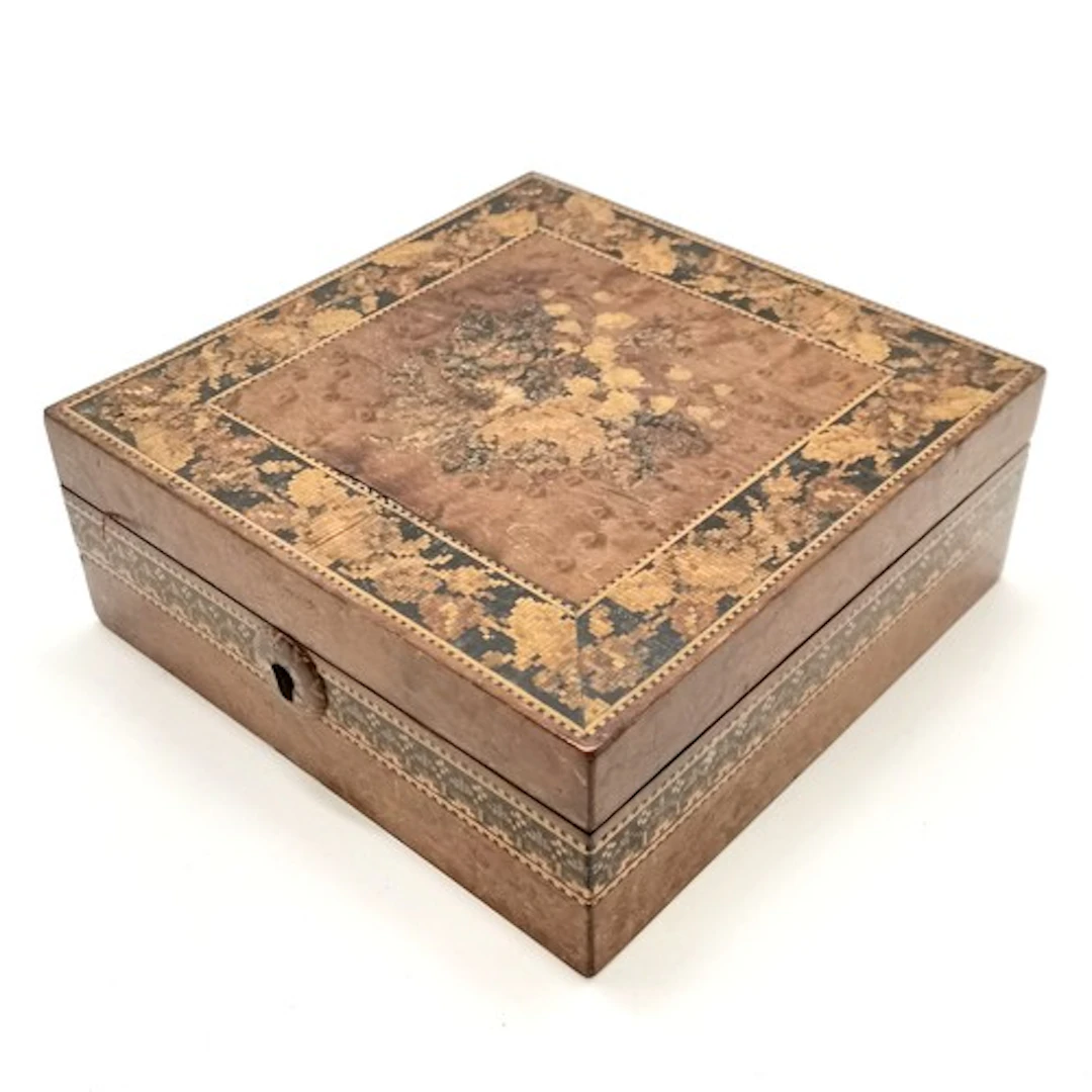 Antique tunbridge ware hinge lidded box - 15.5cm square x 6c...