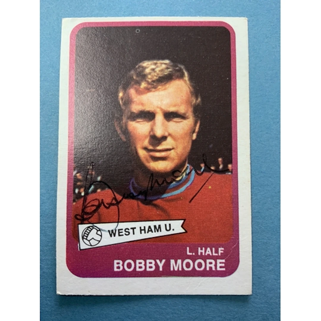 West Ham Signed Football Trade Card Collection: Includes car...