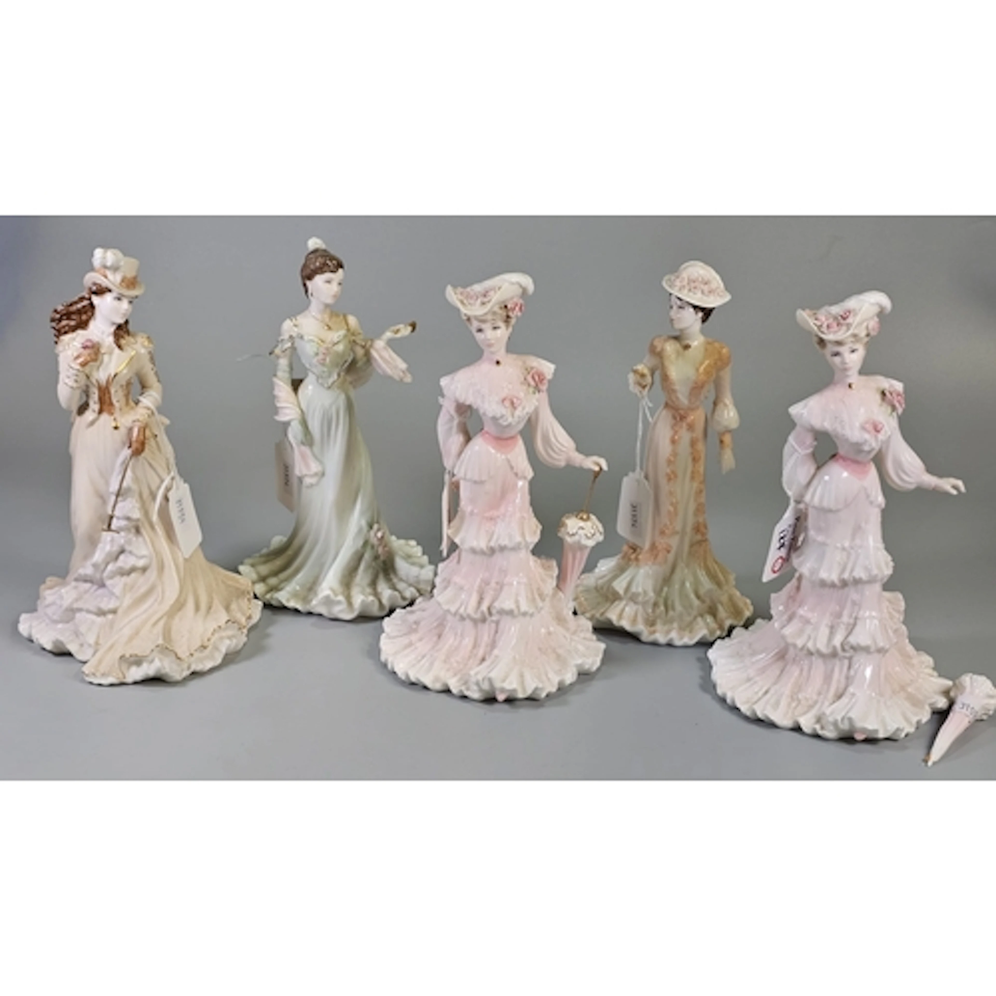 Collection of Coalport ‘La Belle Époque’ figurines, to inclu...