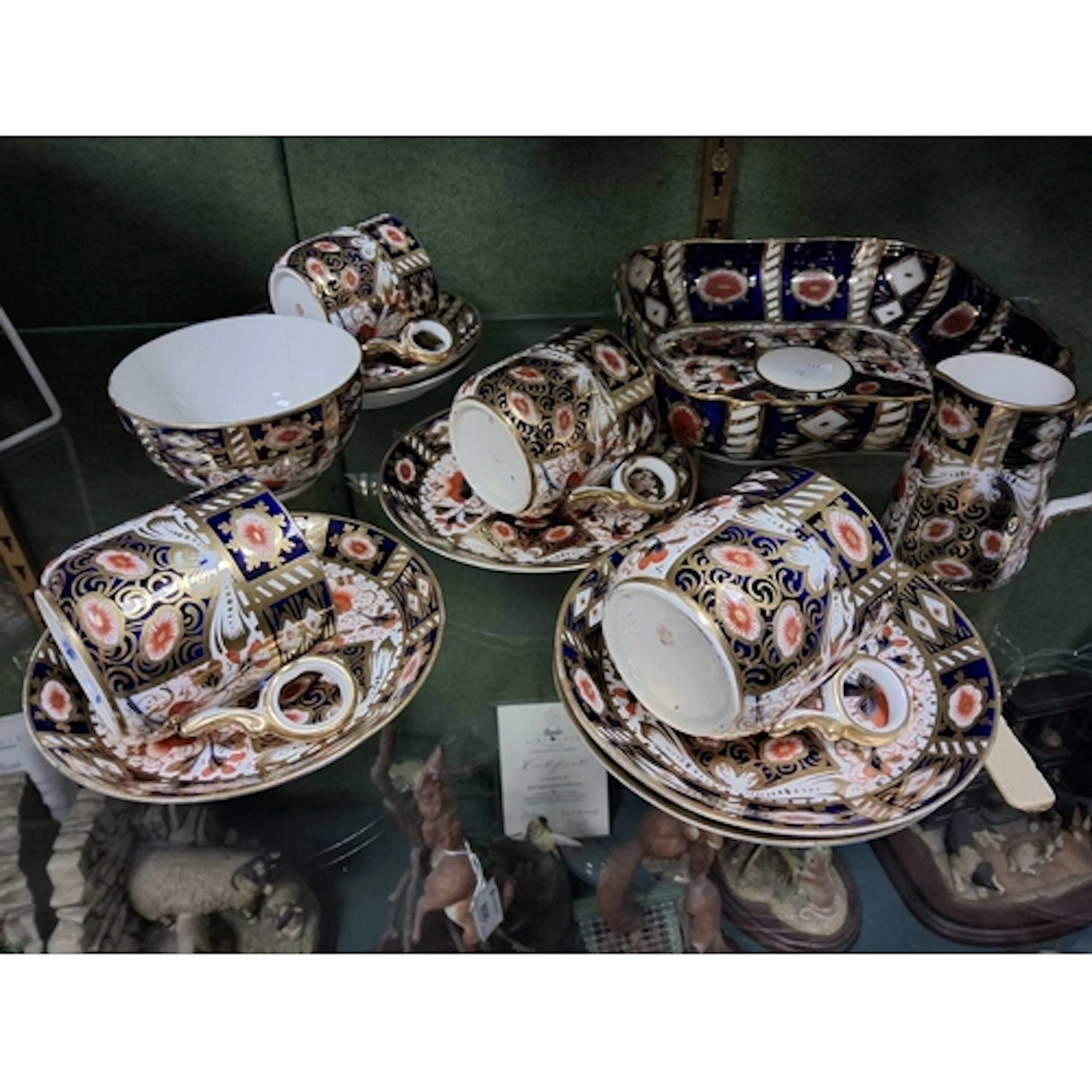 A GROUP OF ROYAL CROWN DERBY IMARI 2614 TEAWARE, comprising ...