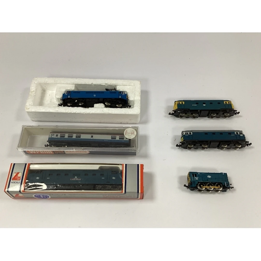 Five N gauge BR blue locomotives: a boxed Lima "Deltic"; a L...