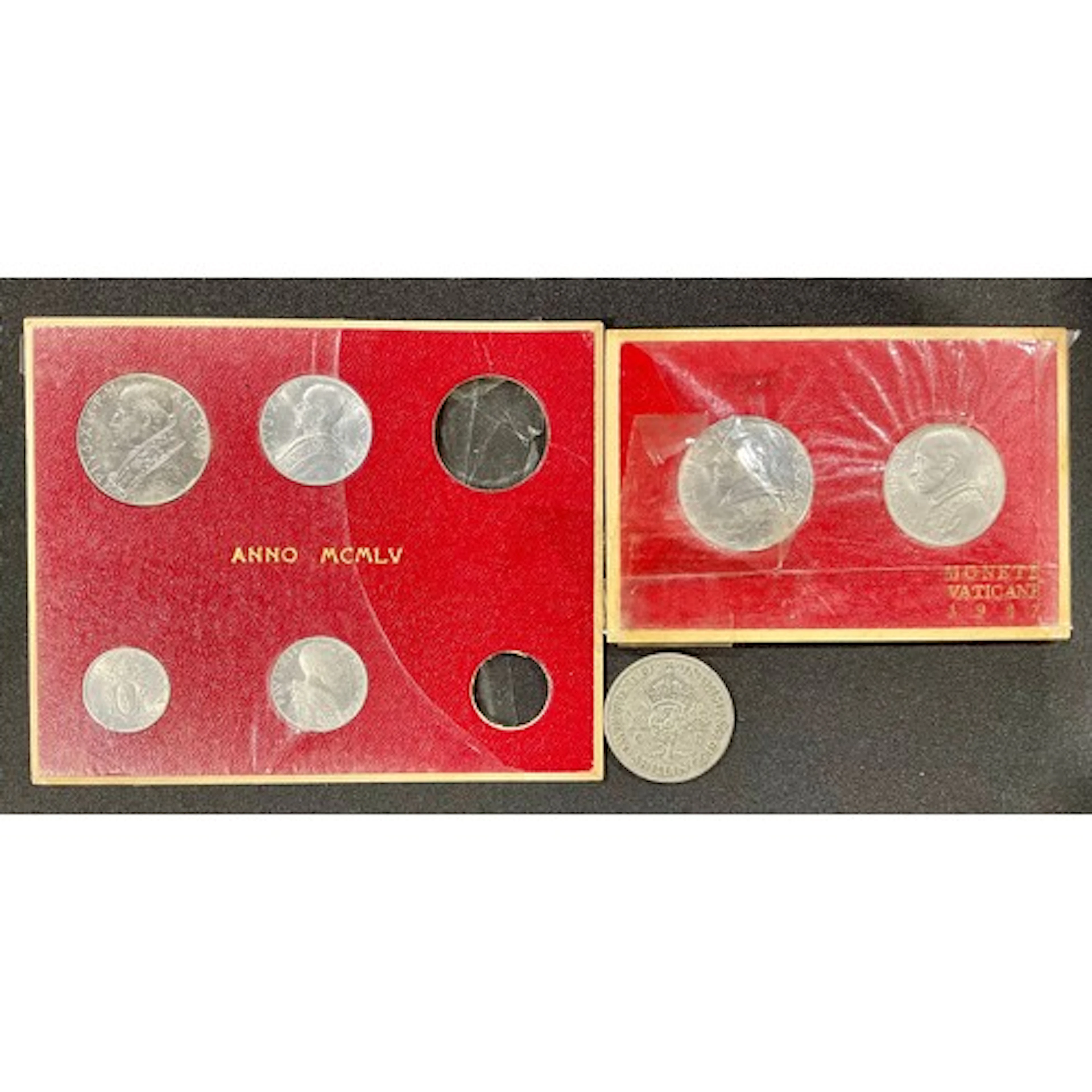 Coins - a pair of Monete Vaticane Italian Vatican Lira, L.10...