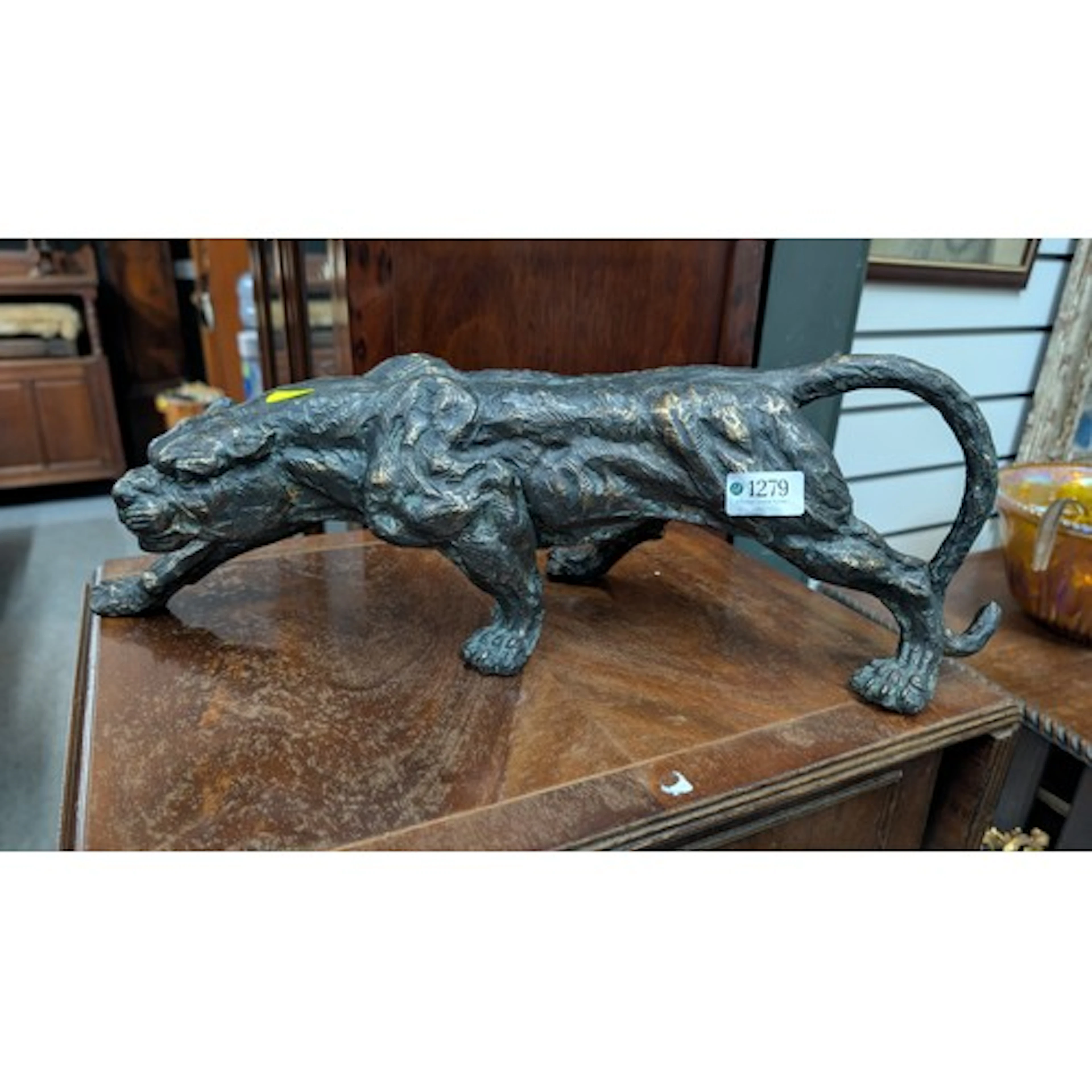 Modern panther sculpture, L52cm