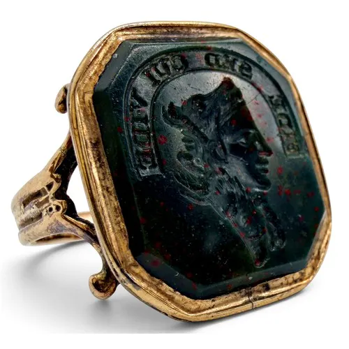 A Georgian gold and bloodstone gryllus intaglio ring England...