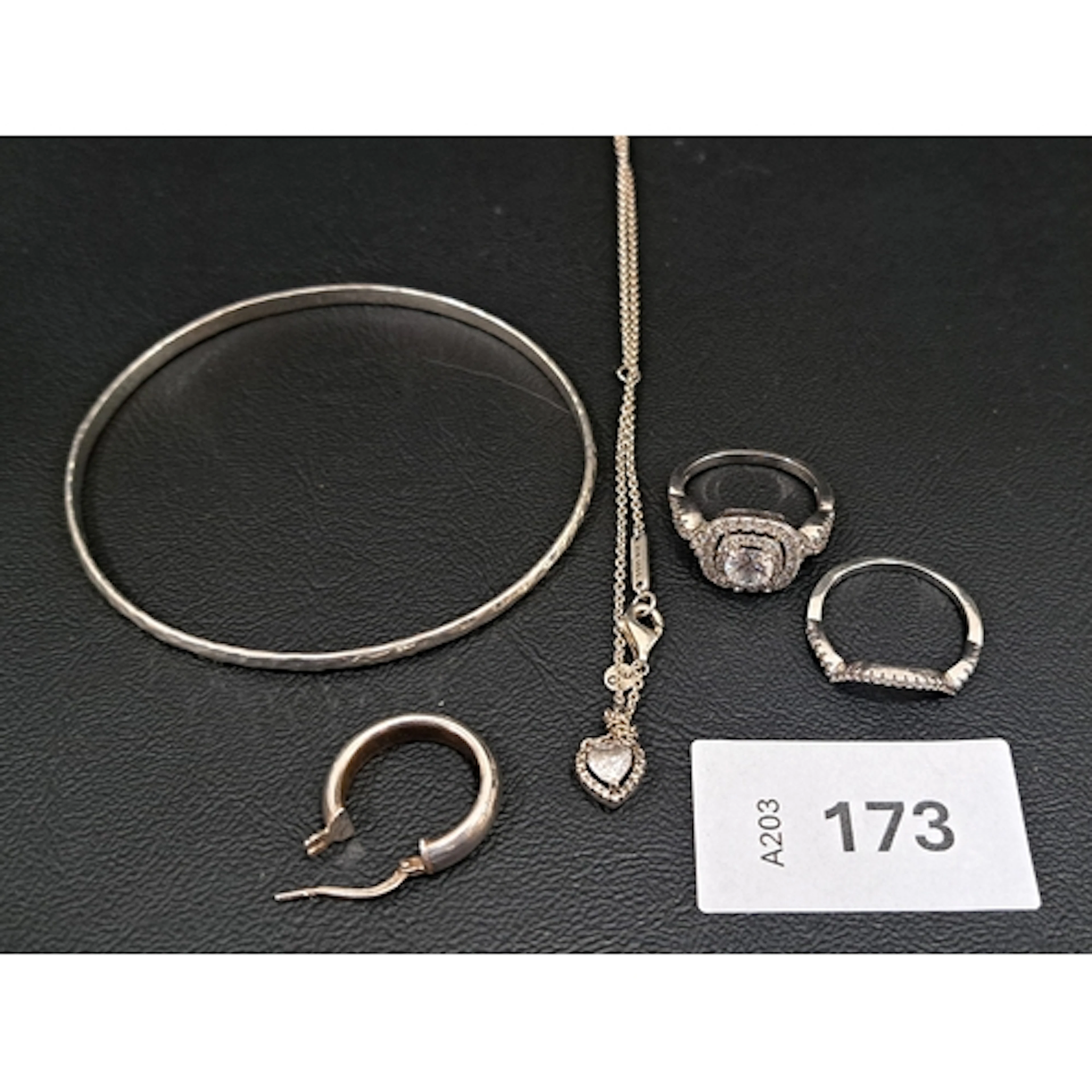FIVE PIECES OF SILVER JEWELLERY comprising a Pandora Sparkli...