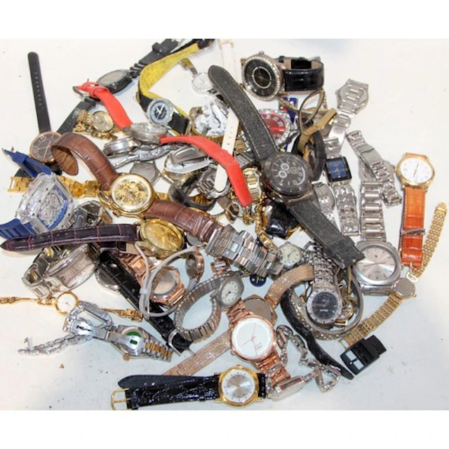 A large quantity of fashion watches and watch movements, all...