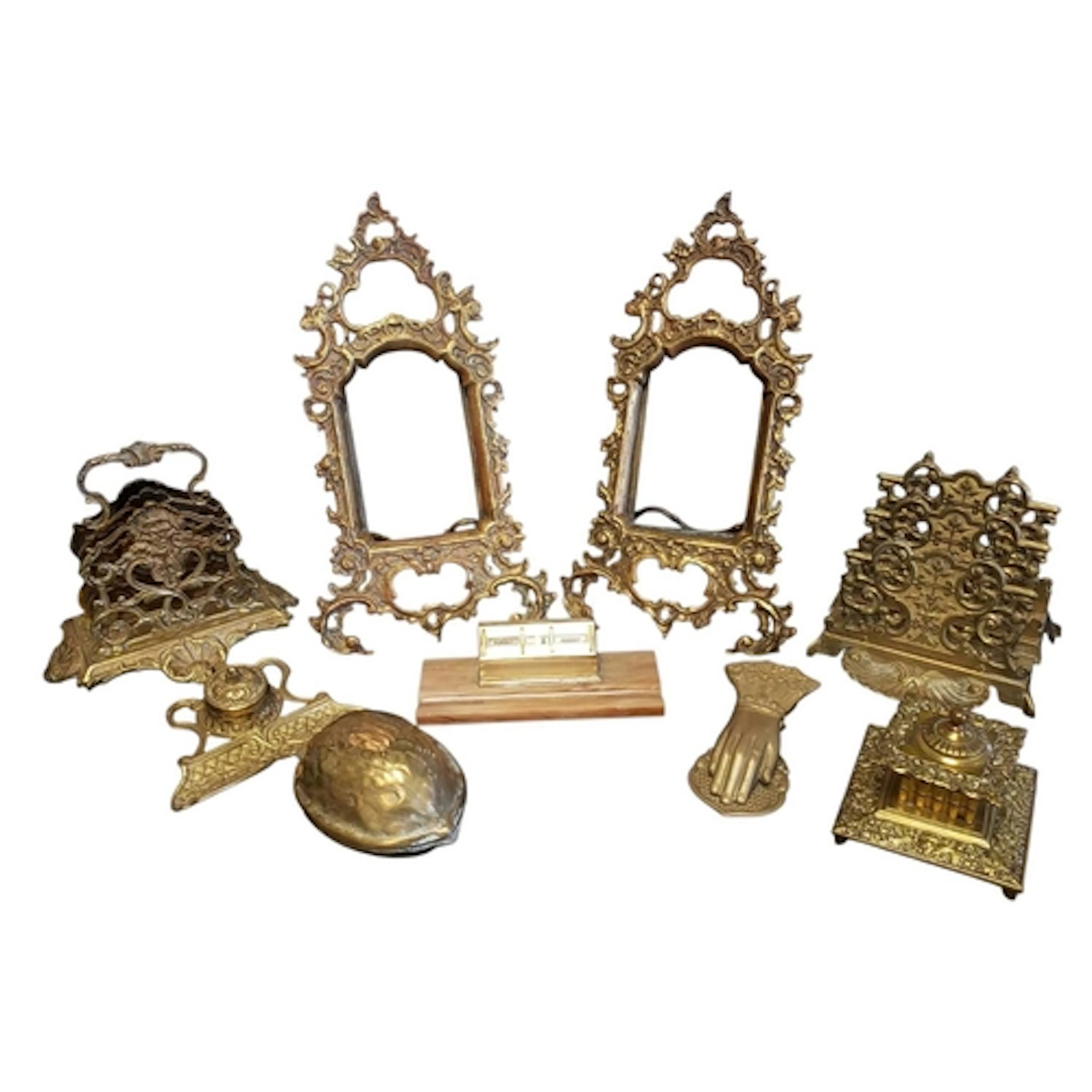 Collection of 20th century vintage brass decorative househol...