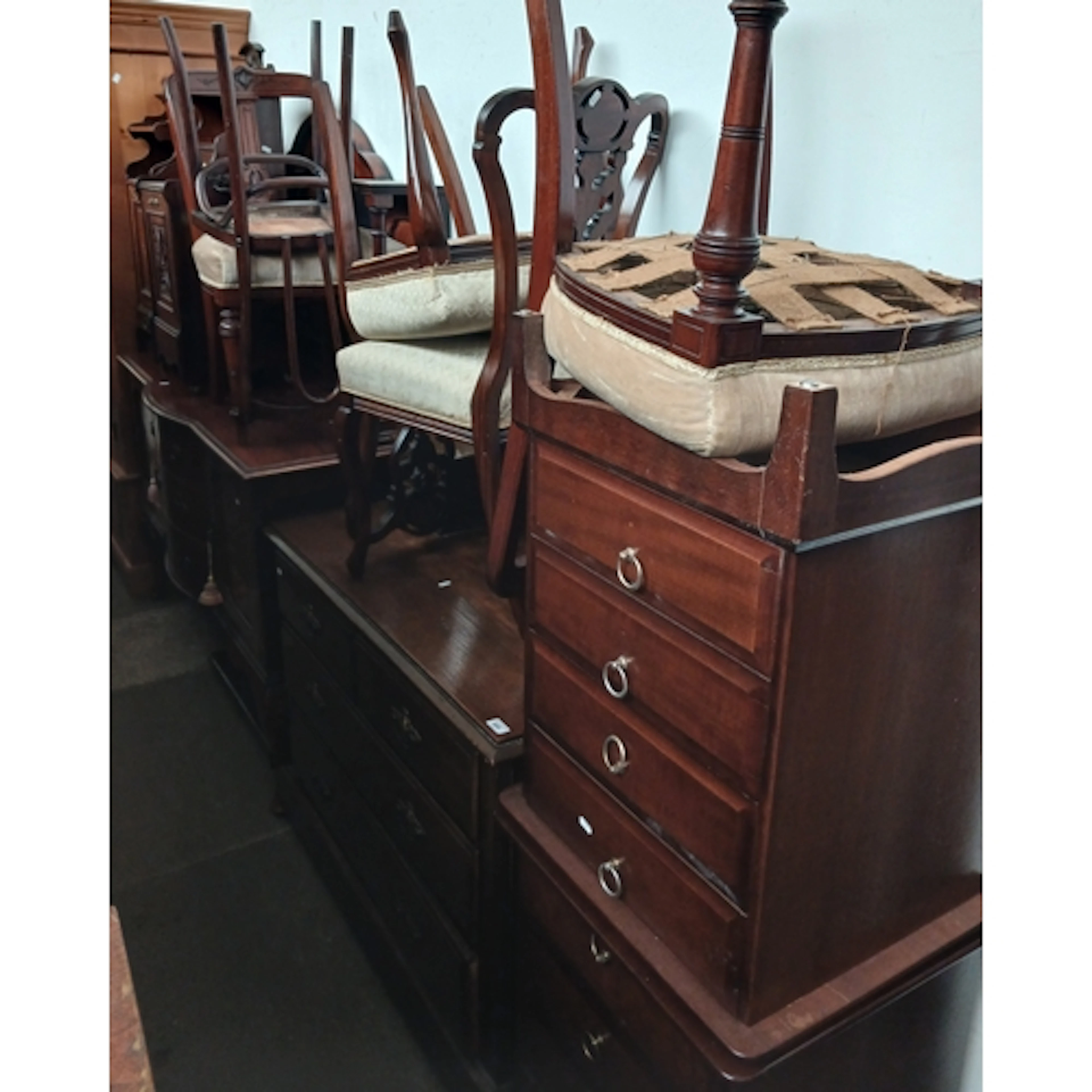 A mixed lot of furniture comprising a mirrored back sideboar...