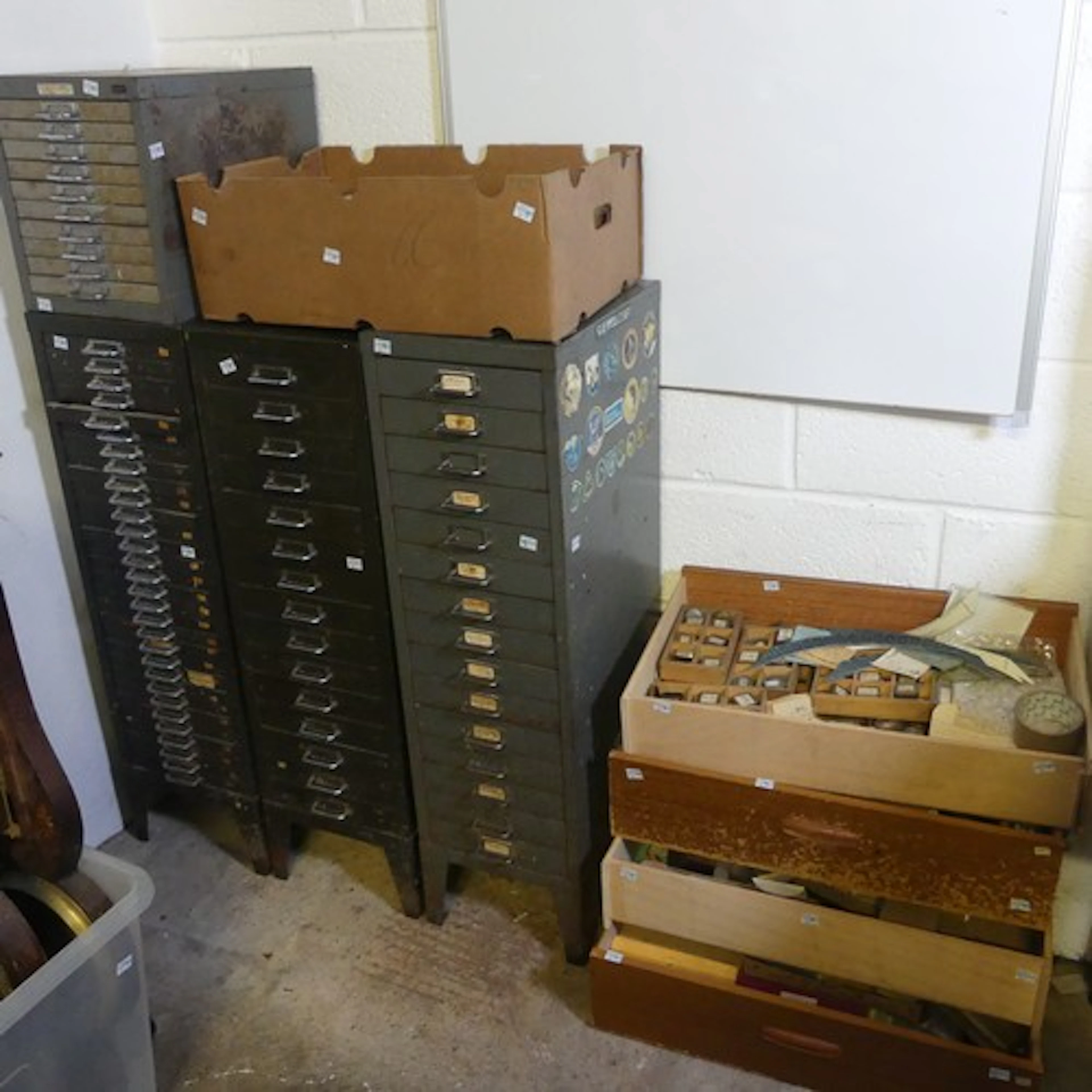 A very large collection of Watchmakers / Jewelers watch and ...