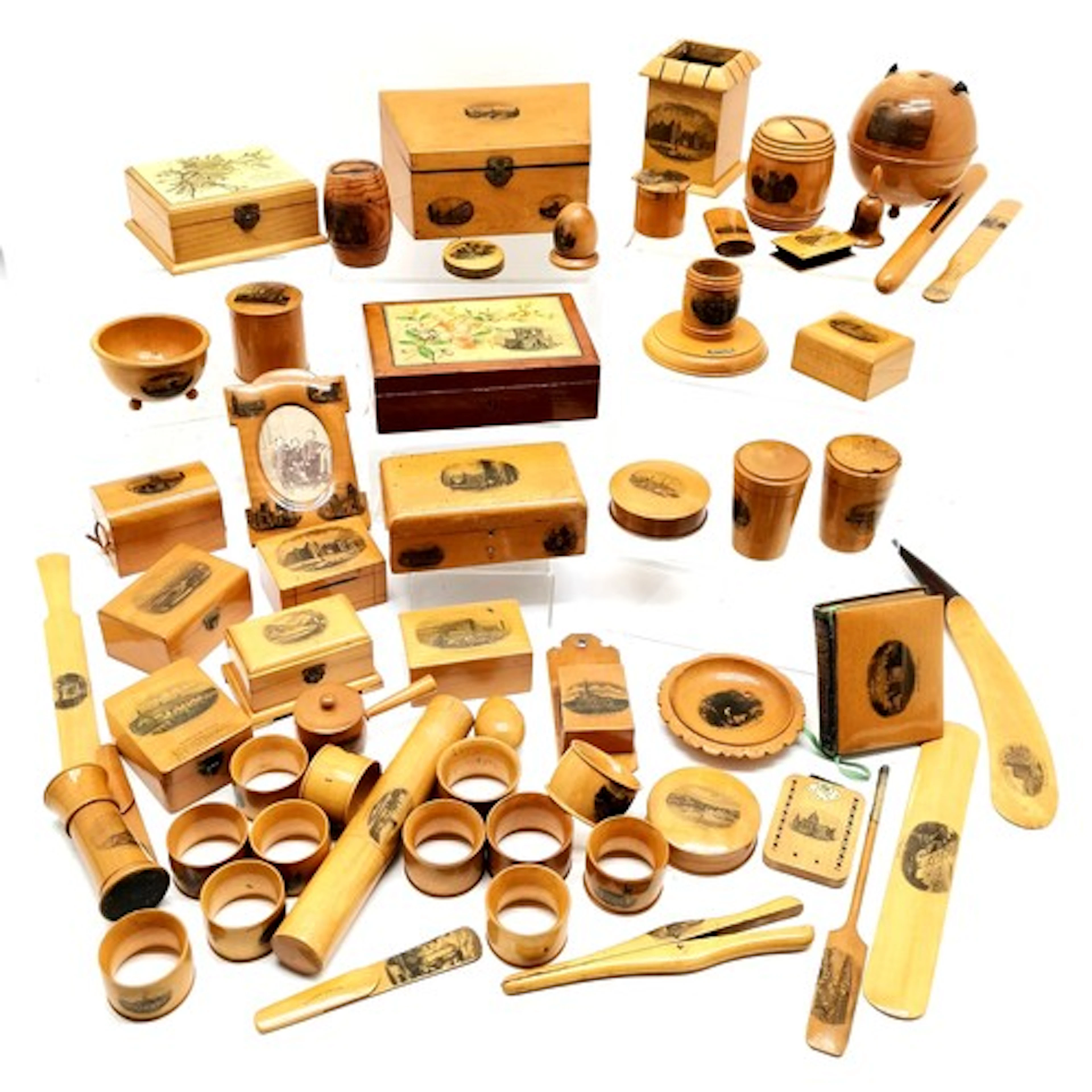 Antique lifetime collection of mauchline ware inc napkin rin...