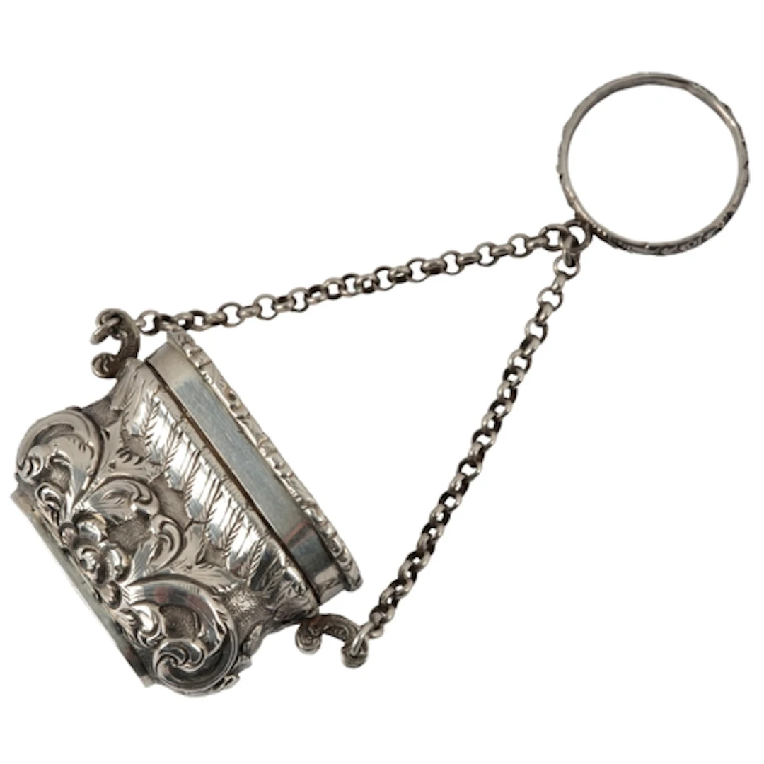 A William IV novelty silver vinaigrette, modelled as a handb...