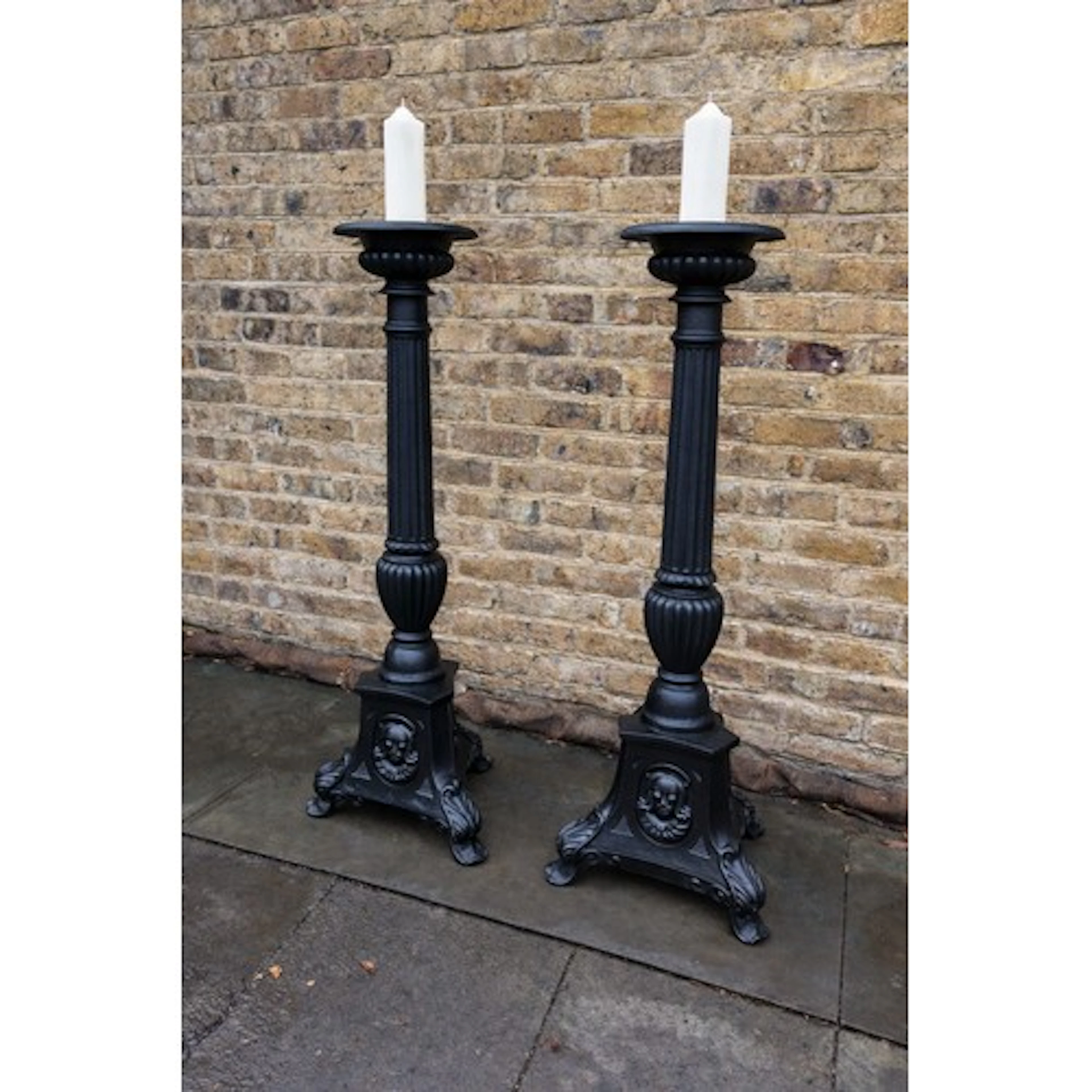 A large pair of magnificent and striking classical cast iron...