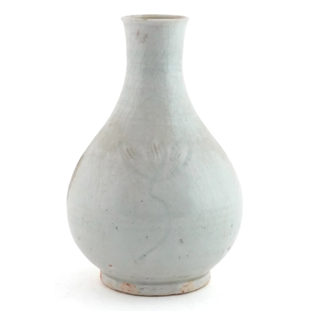 Korean pale blue grey celadon porcelain bottle vase having i...