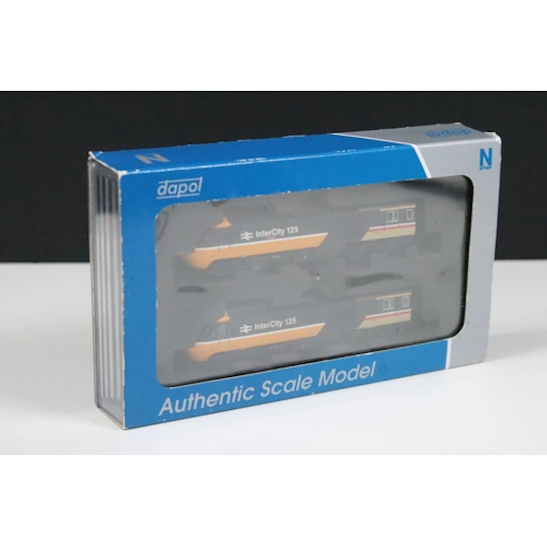 Boxed / cased Dapol N gauge 2D-019-201 Class 43 HST Twin Pac...
