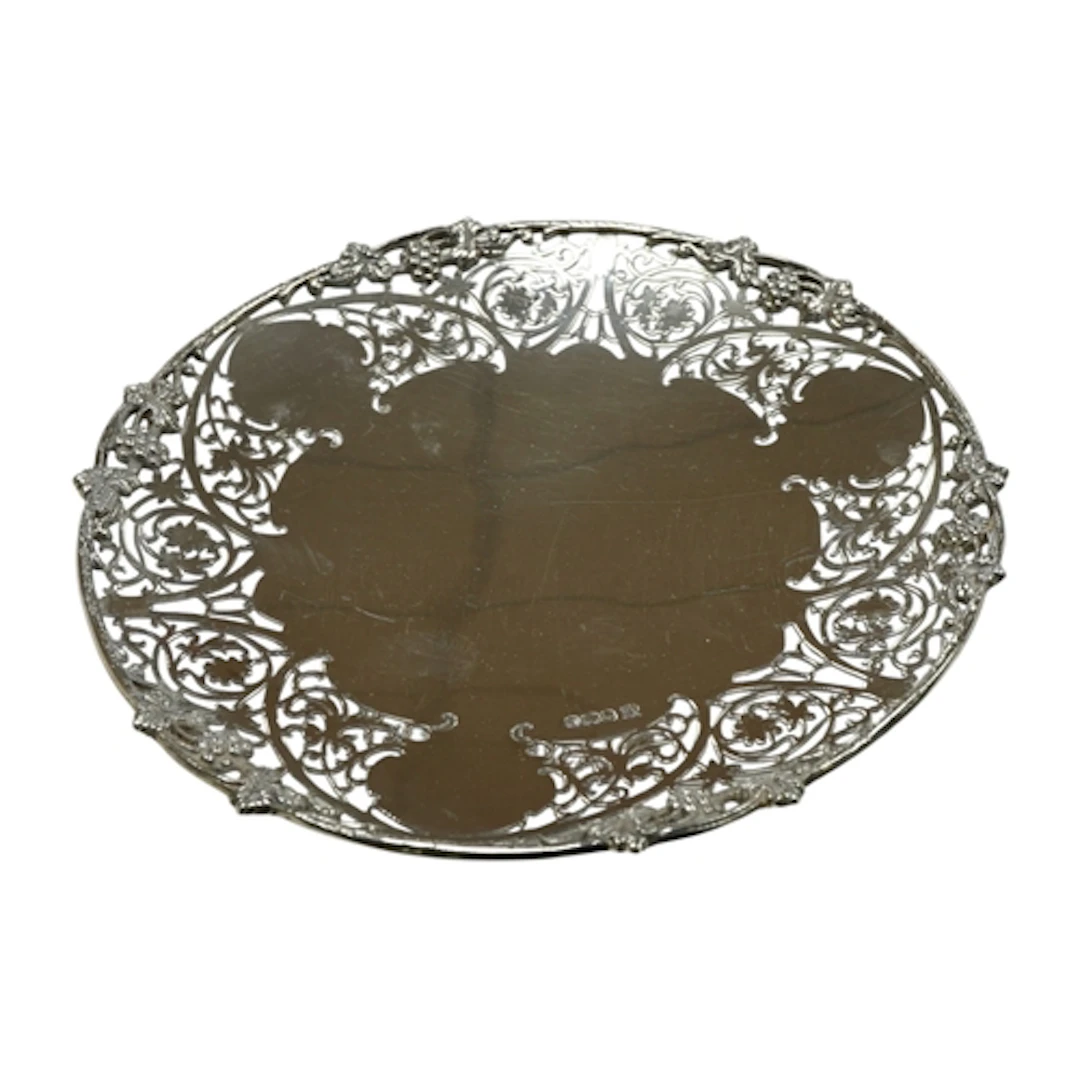 An Elizabeth II pierced silver fruit stand Sheffield, 1969, ...