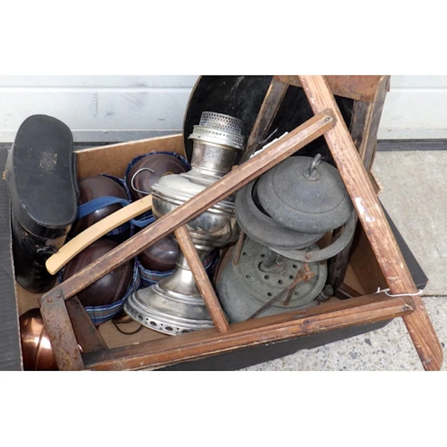 A set of four bowles, oil lamp etc