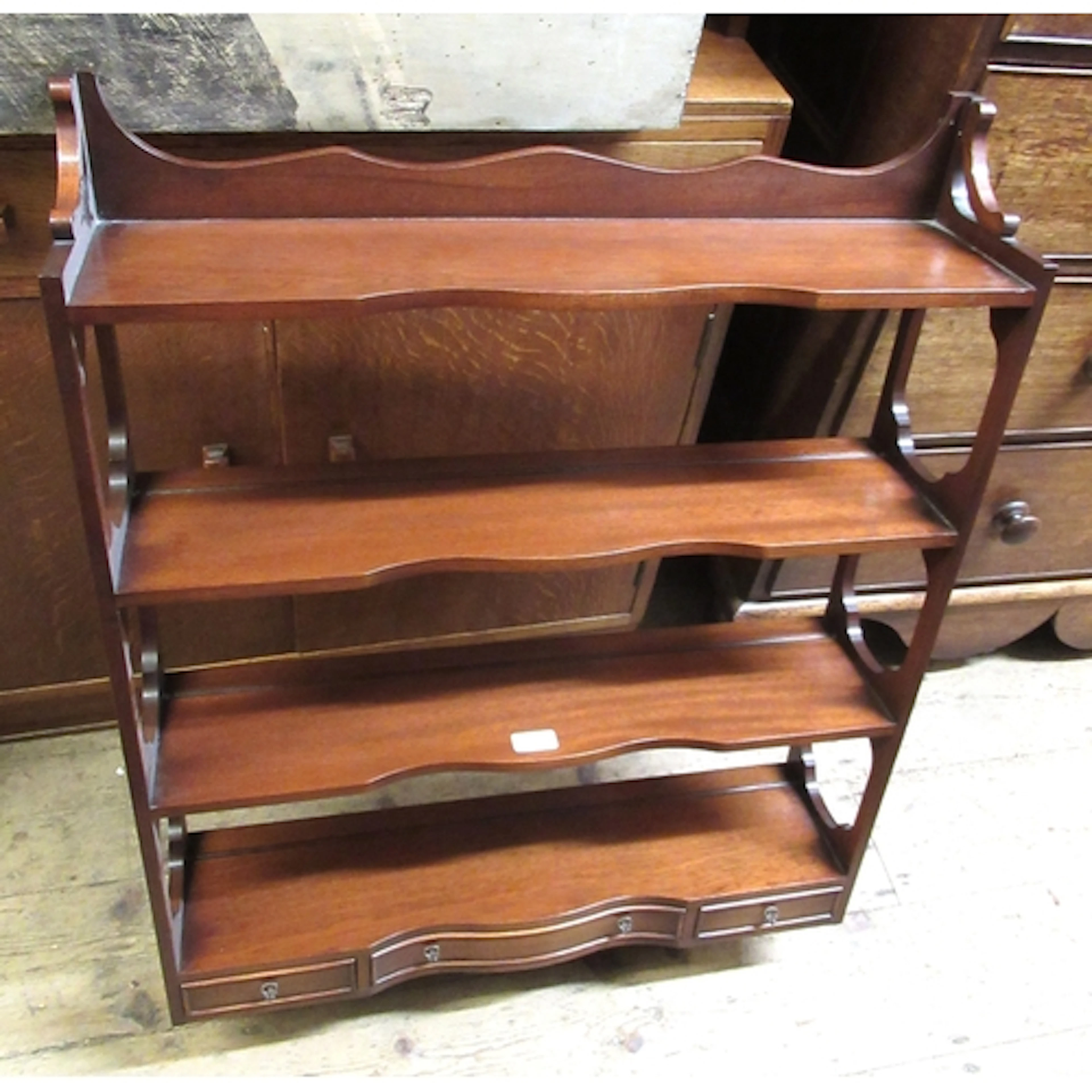 Good quality reproduction mahogany four shelf wall bracket, ...