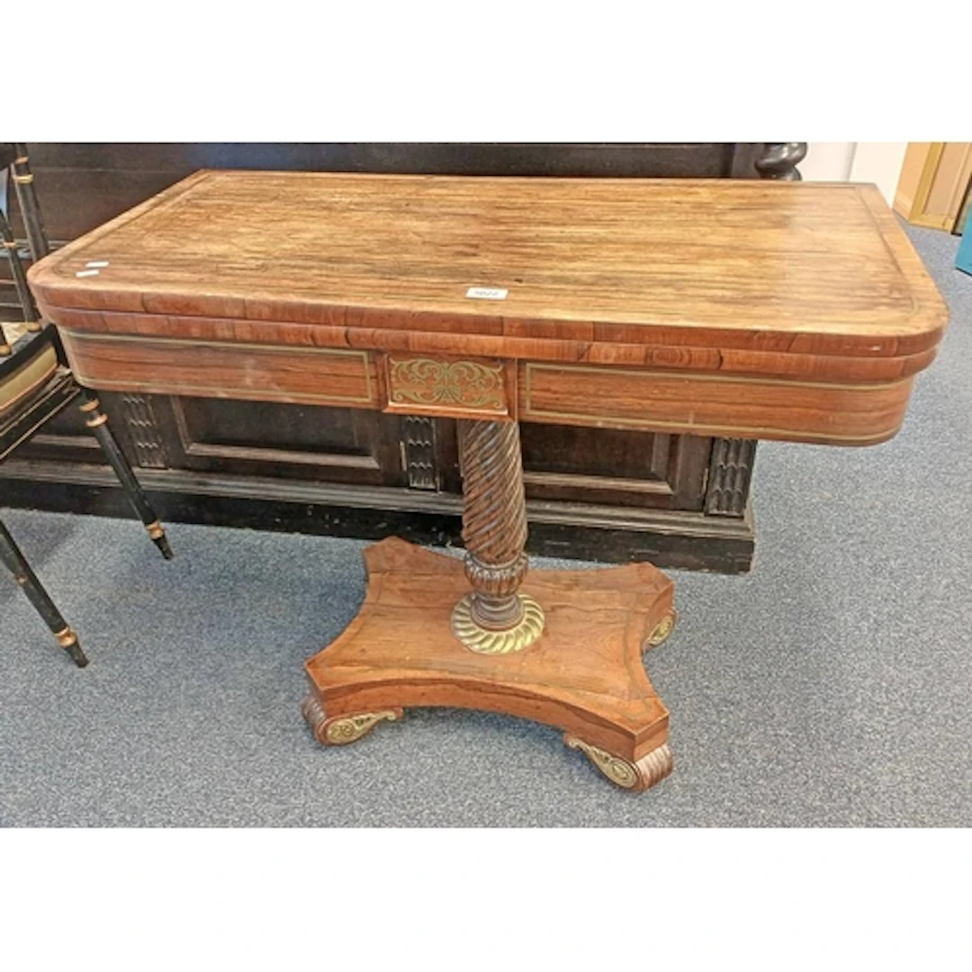 19TH CENTURY ROSEWOOD TURNOVER PEDESTAL GAMES TABLE WIT ORNA...
