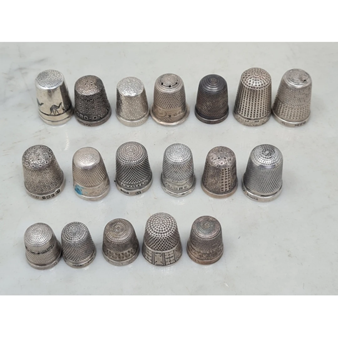 A silver Thimble "Stratford on Avon", and seventeen other Th...