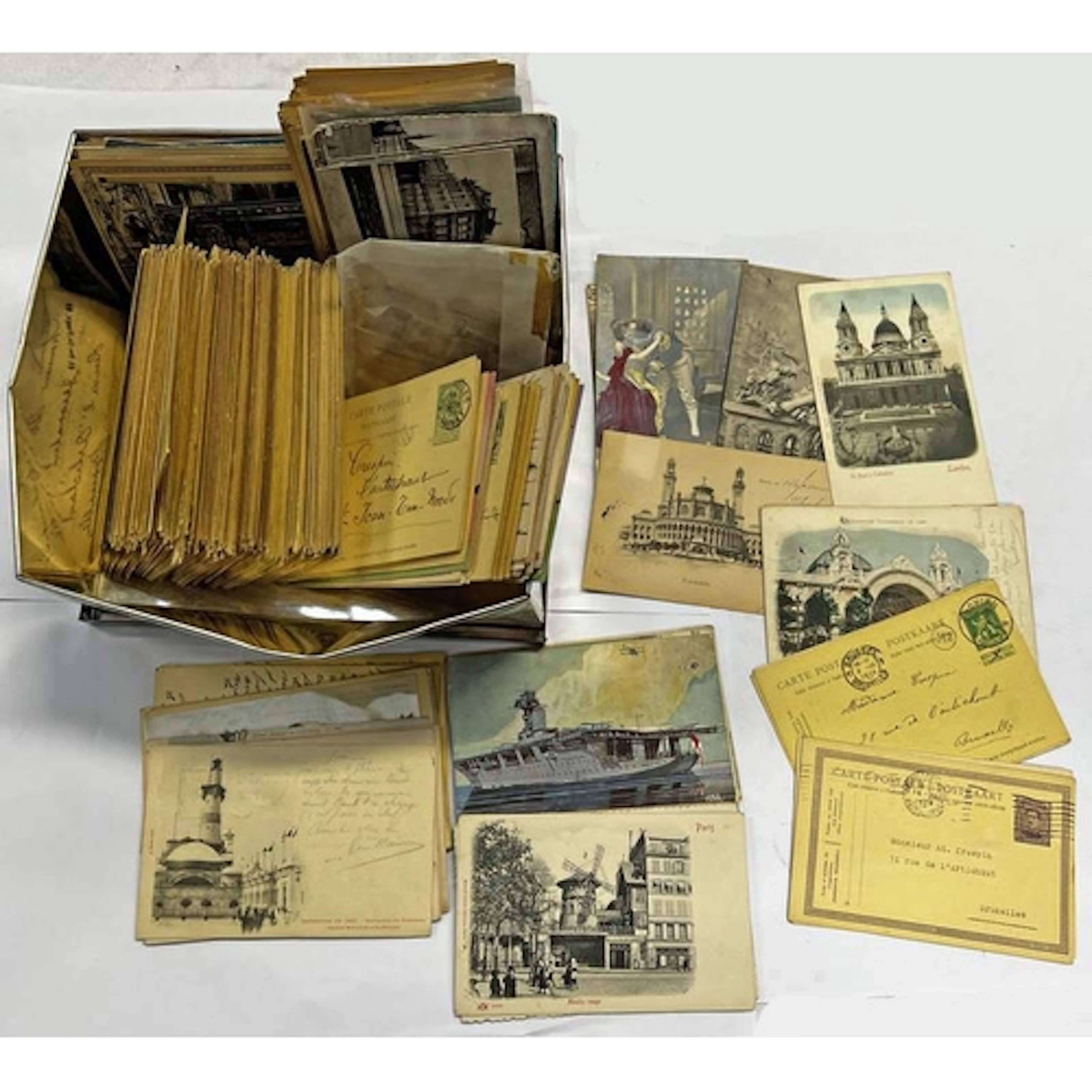 SELECTION OF POSTCARDS TO INCLUDE LATE 19TH & EARLY 20TH CEN...