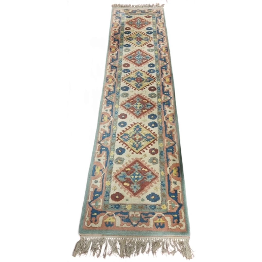 An Irish made Connemara Runner. 275 x 69 cm approx.