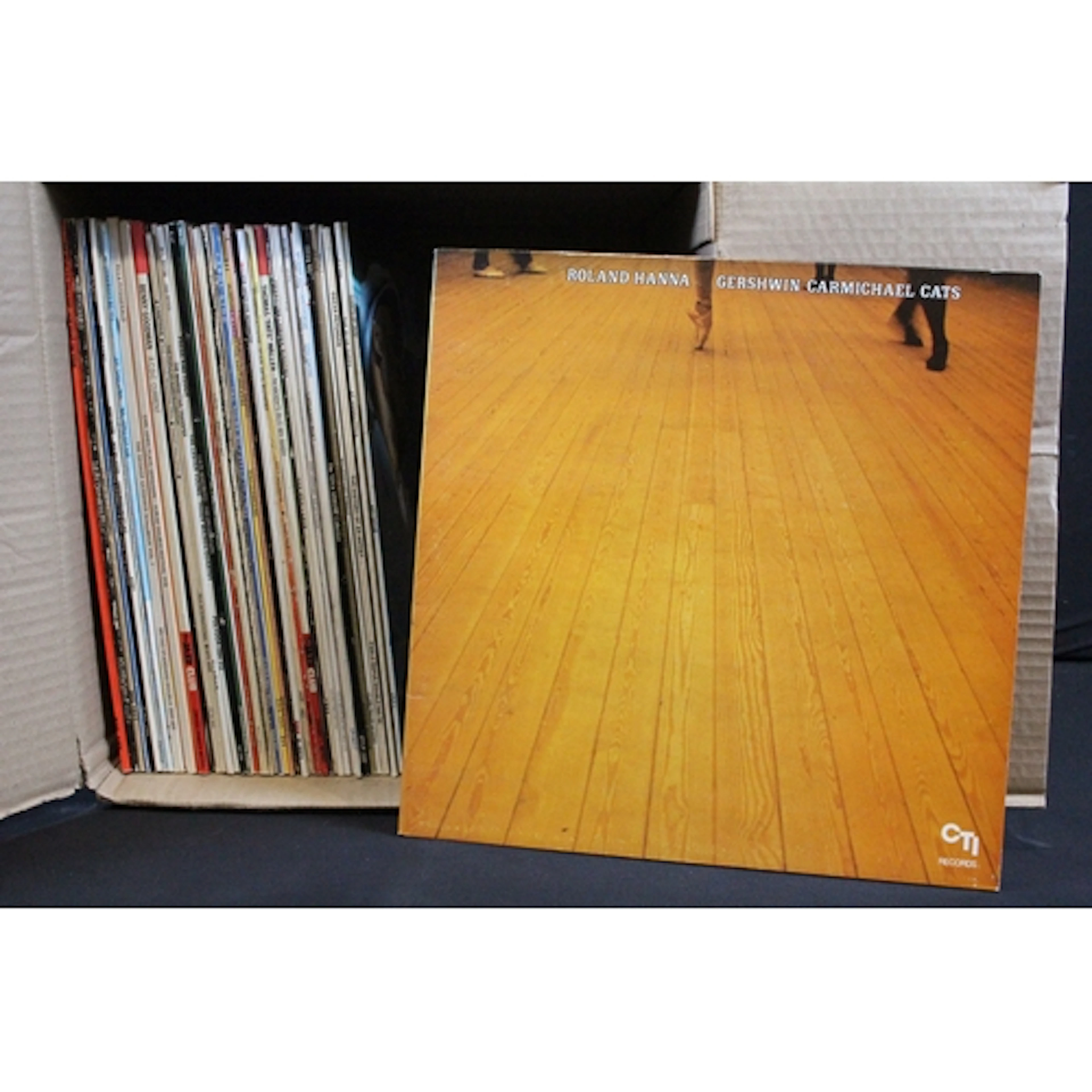Vinyl - 43 Jazz LPs to include Roland Hanna, Art Tatum, Osca...