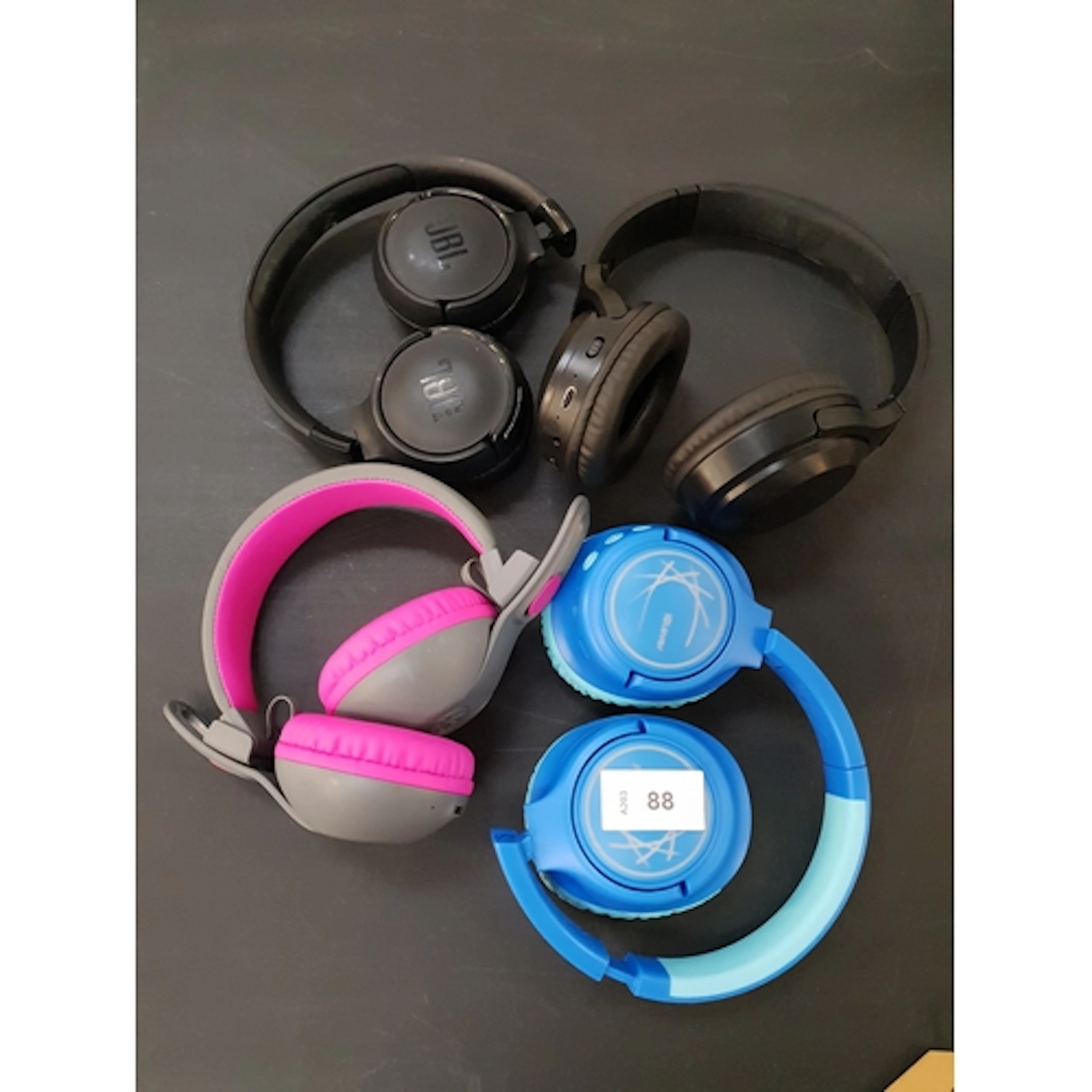 ONE BAG OF HEADPHONES including JBL