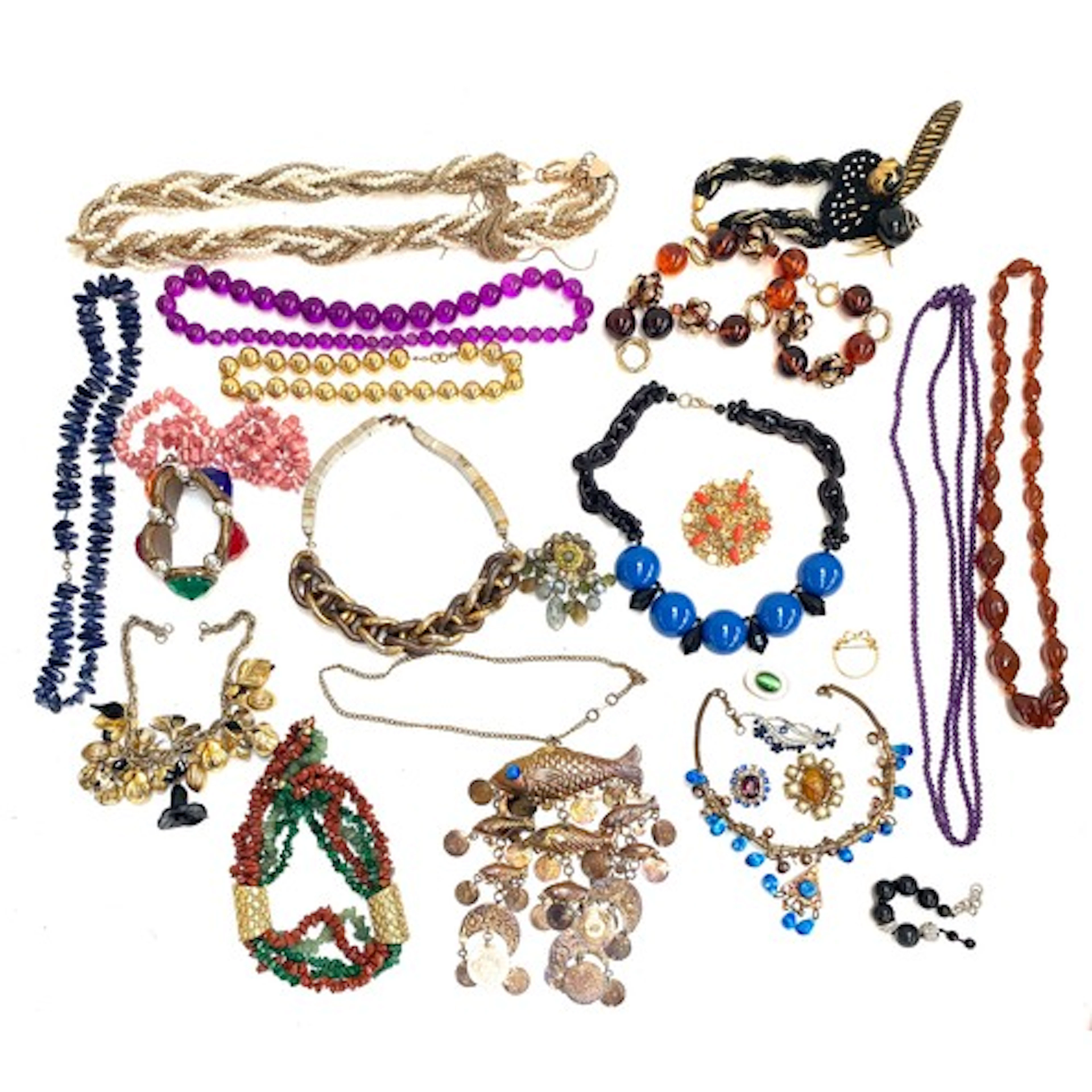 A quantity of costume jewellery to include sodalite bead nec...