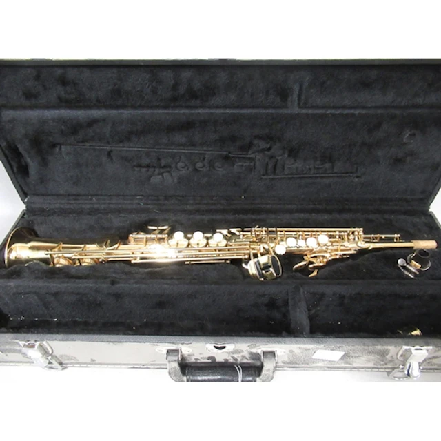 Soprano saxophone, in fitted hard case