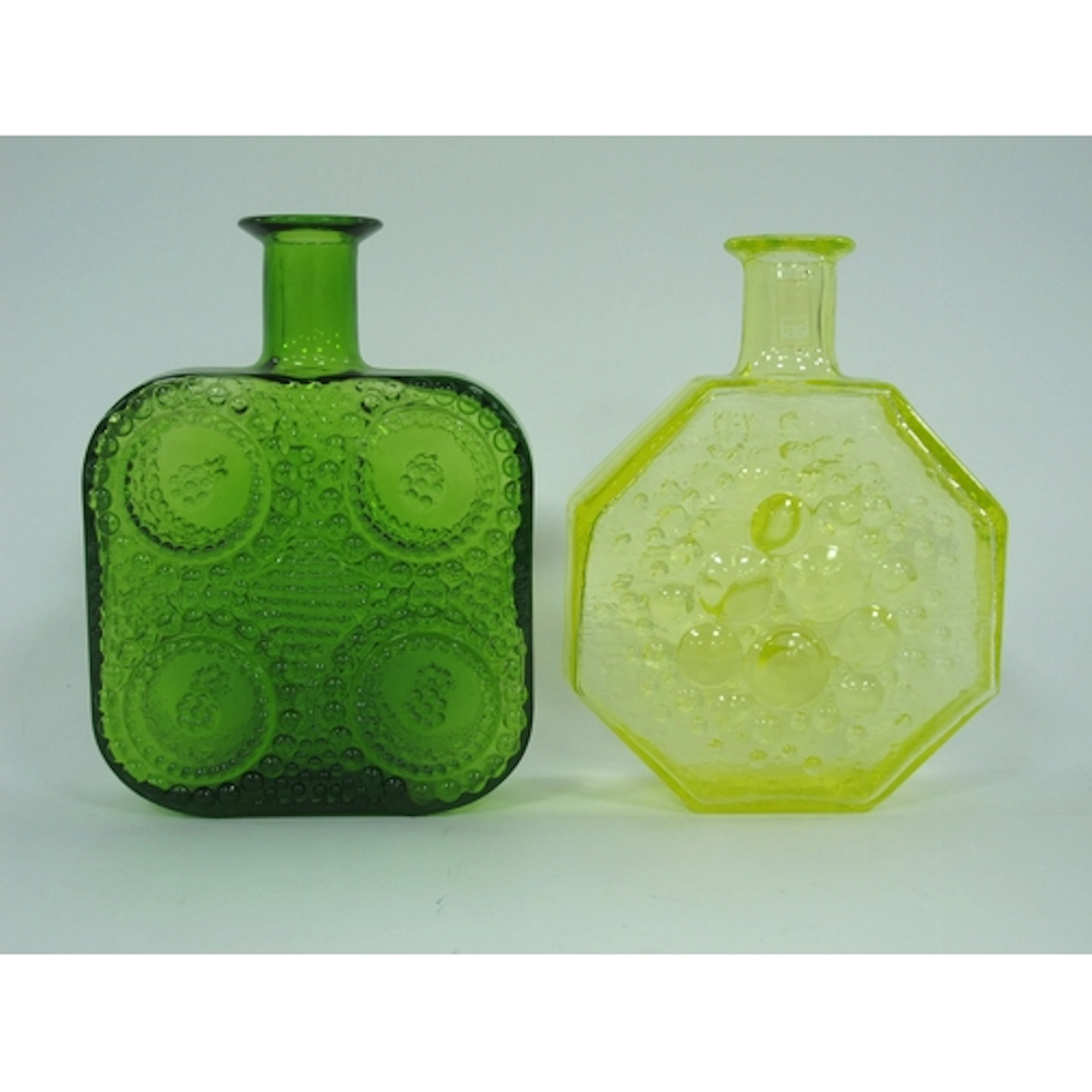 Nanny Still Green Glass Bottle Vase, Grapponia, for Riihimae...