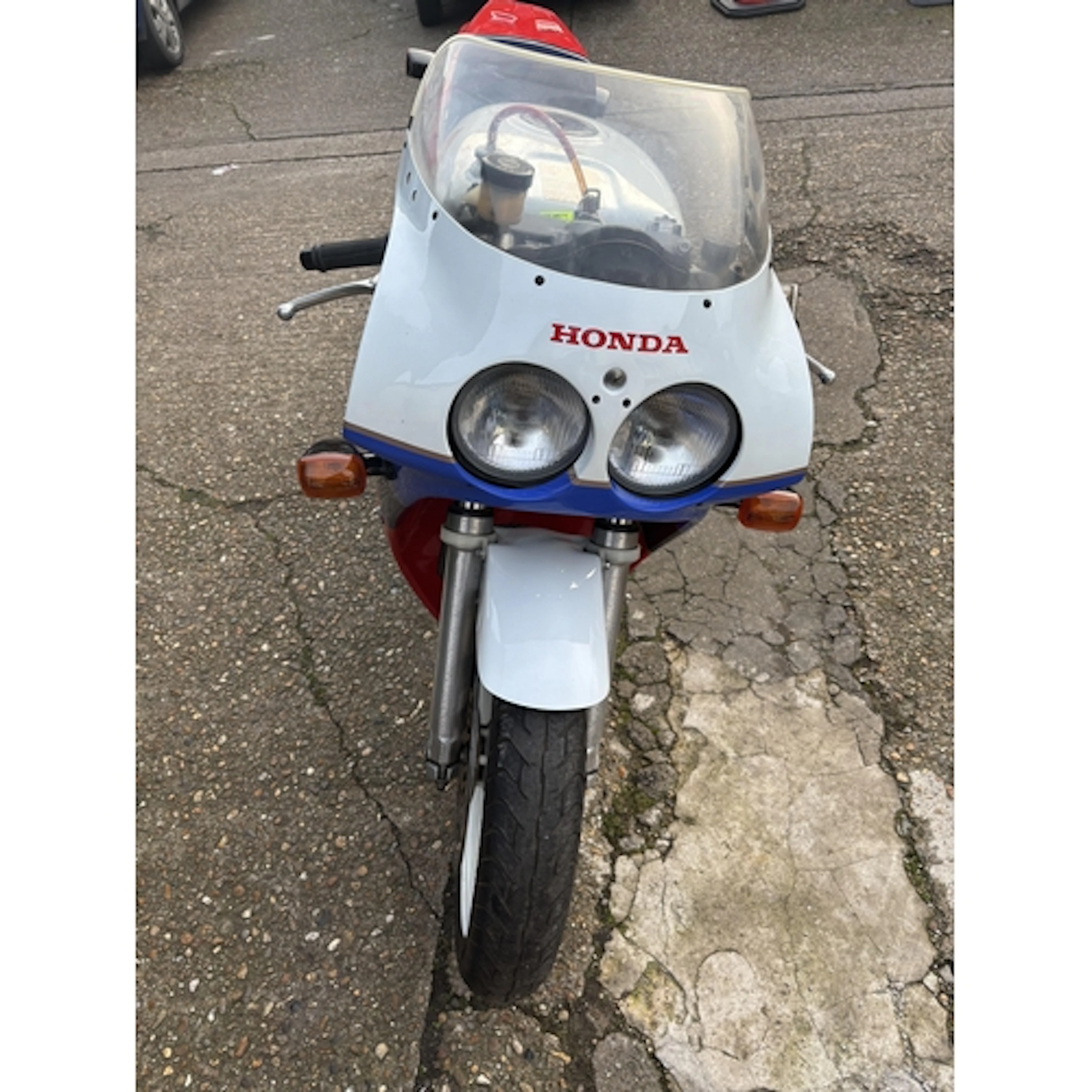 G750UYPA 1989 Honda VFR750 RC30 - One of the modern era's fe...