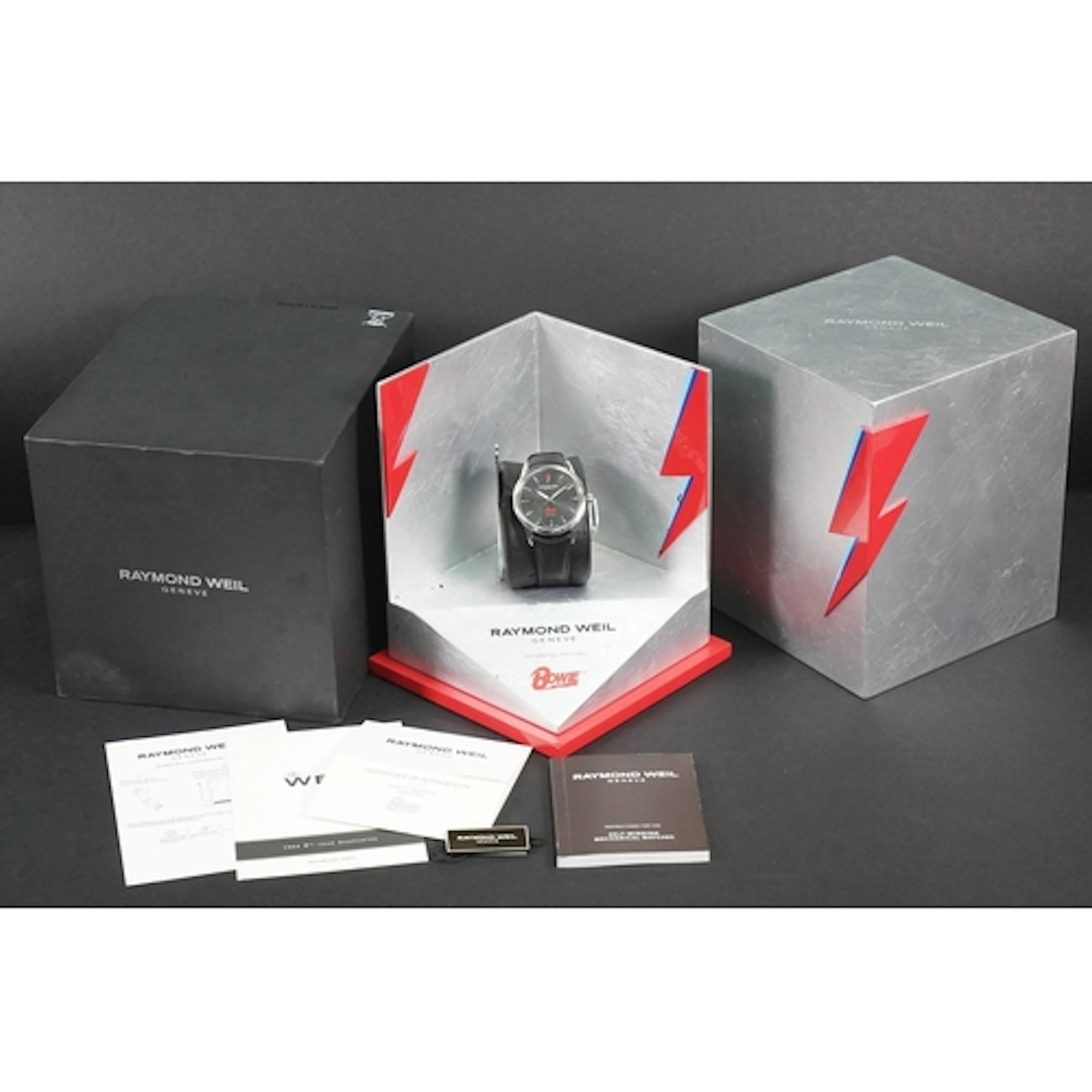 Memorabilia - Limited edition David Bowie Raymond Weil gents...