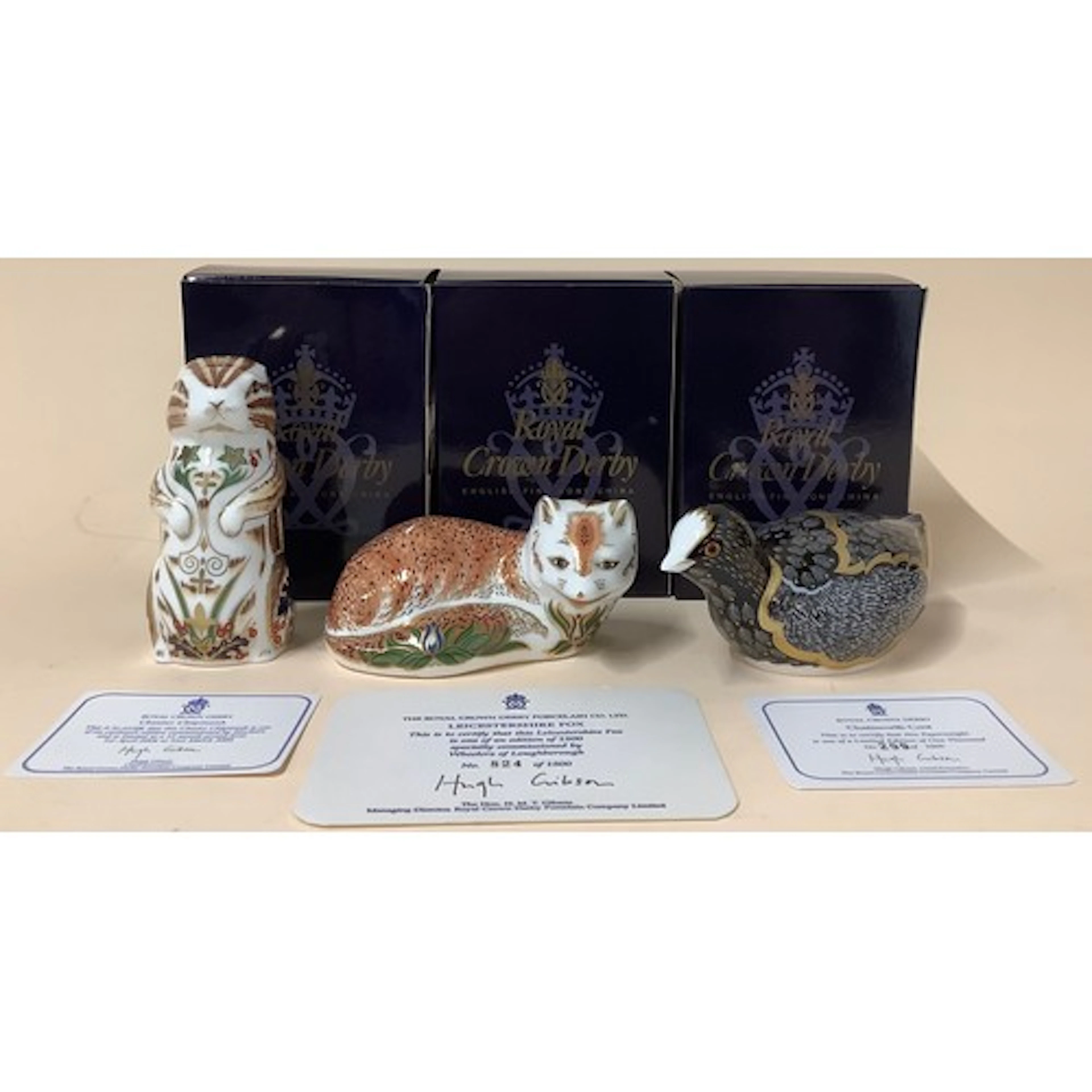 A Royal Crown Derby paperweight, Chatsworth Coot, limited ed...