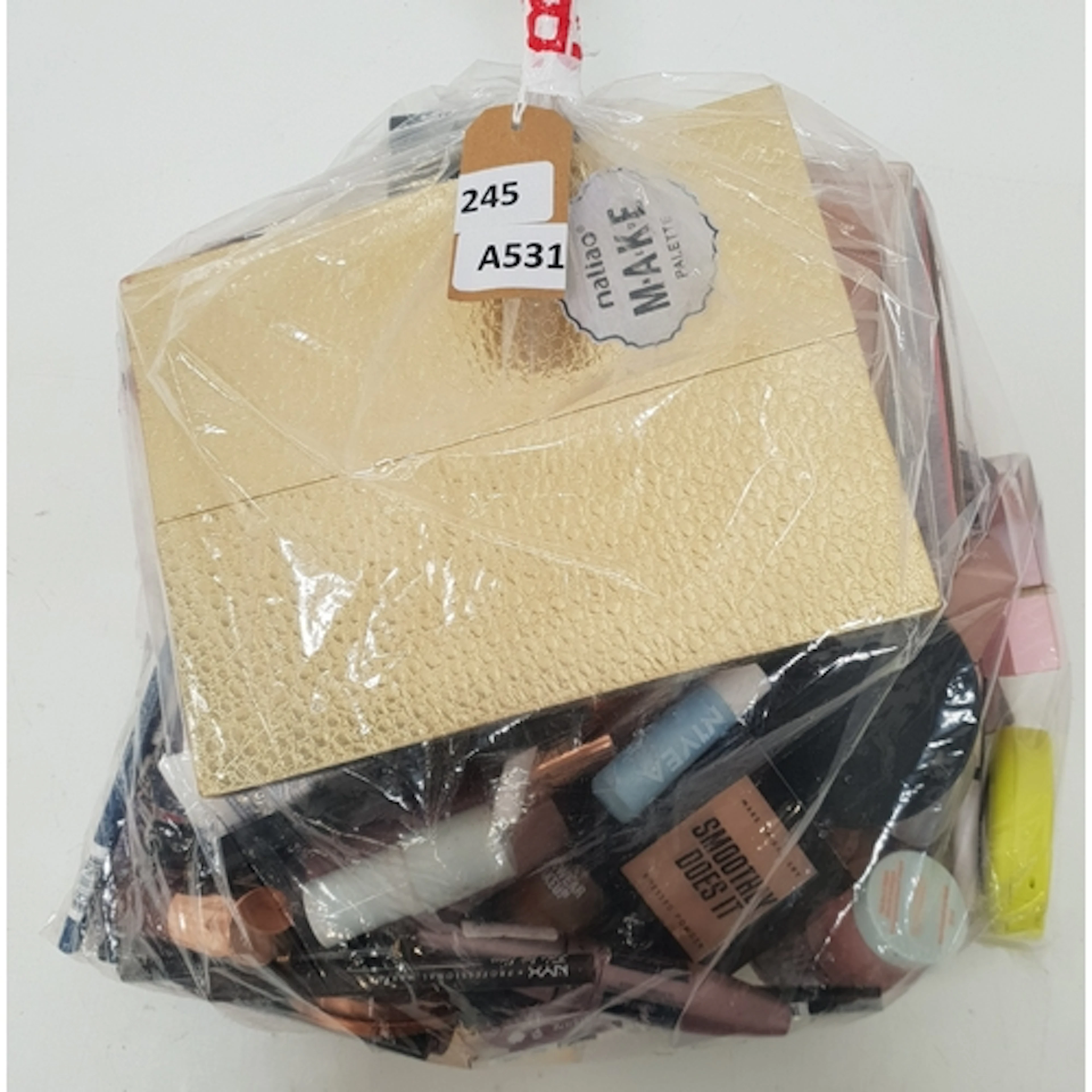 BAG OF MAKE UP including Benefit, Summer Fridays and Elizab...