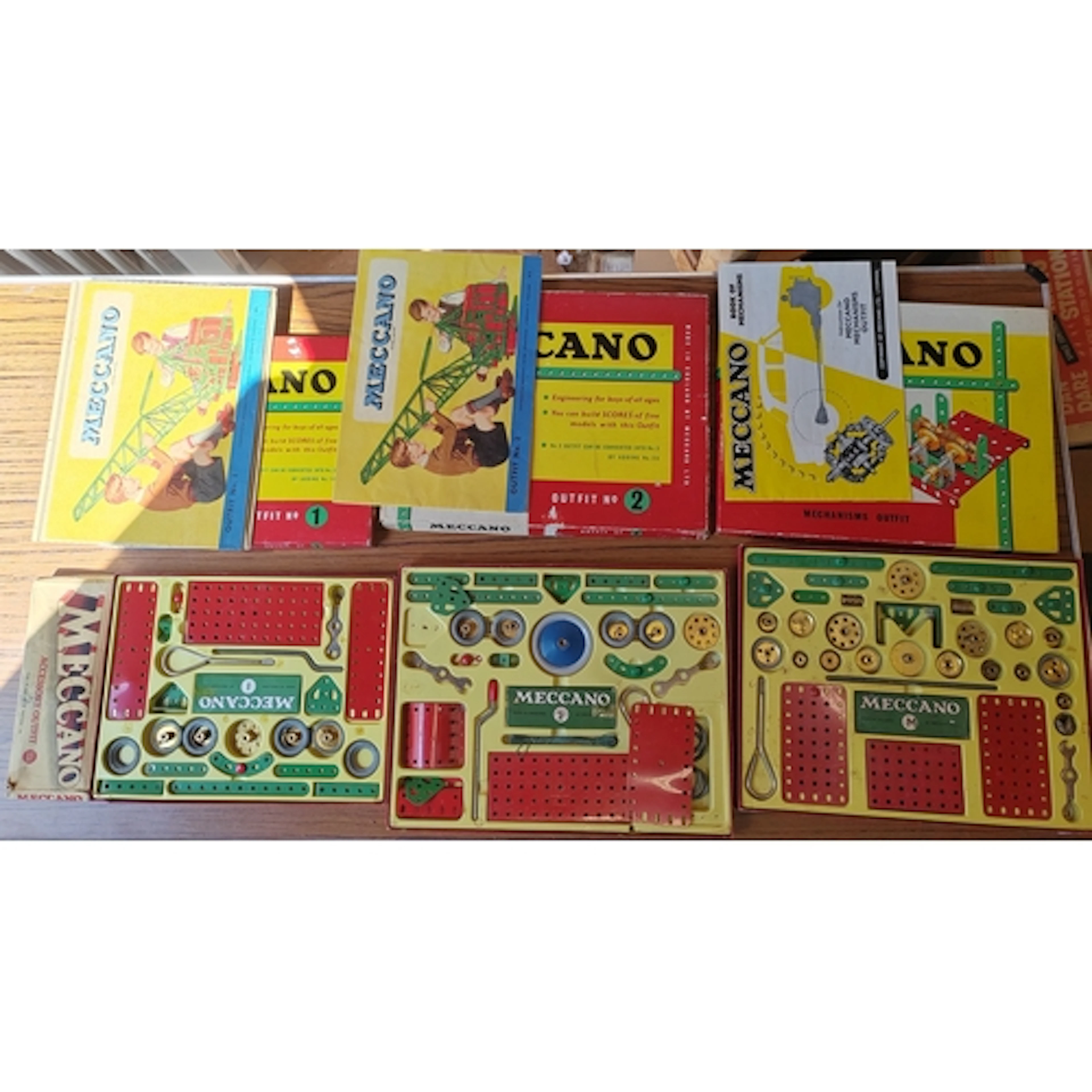 Large accumulation of mostly boxed Meccano outfits, board ga...
