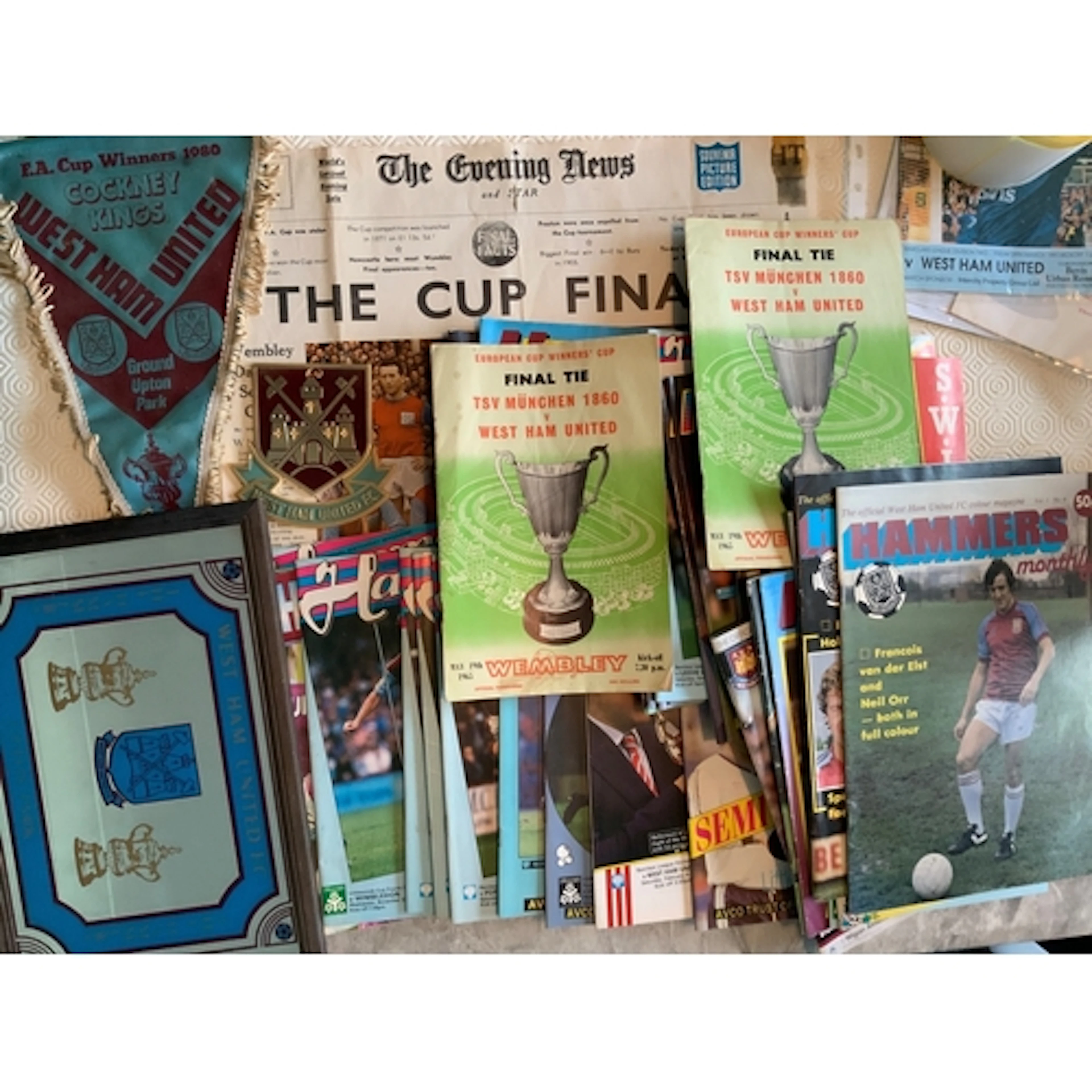 West Ham Football Memorabilia: Includes a 1970s mirror, penn...