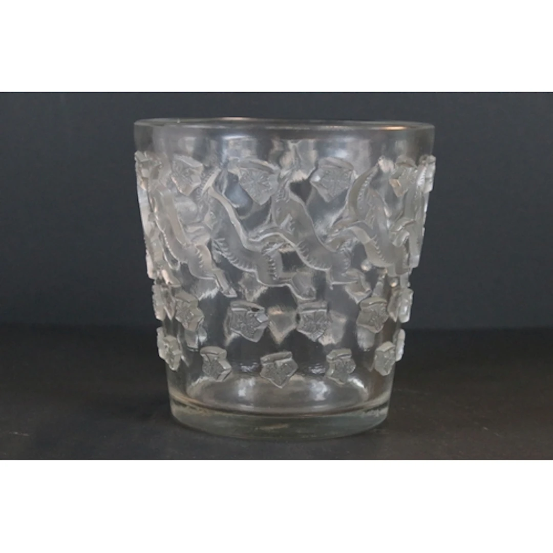 Rene Lalique 'Jurançon' glass vase, of tapering form having ...