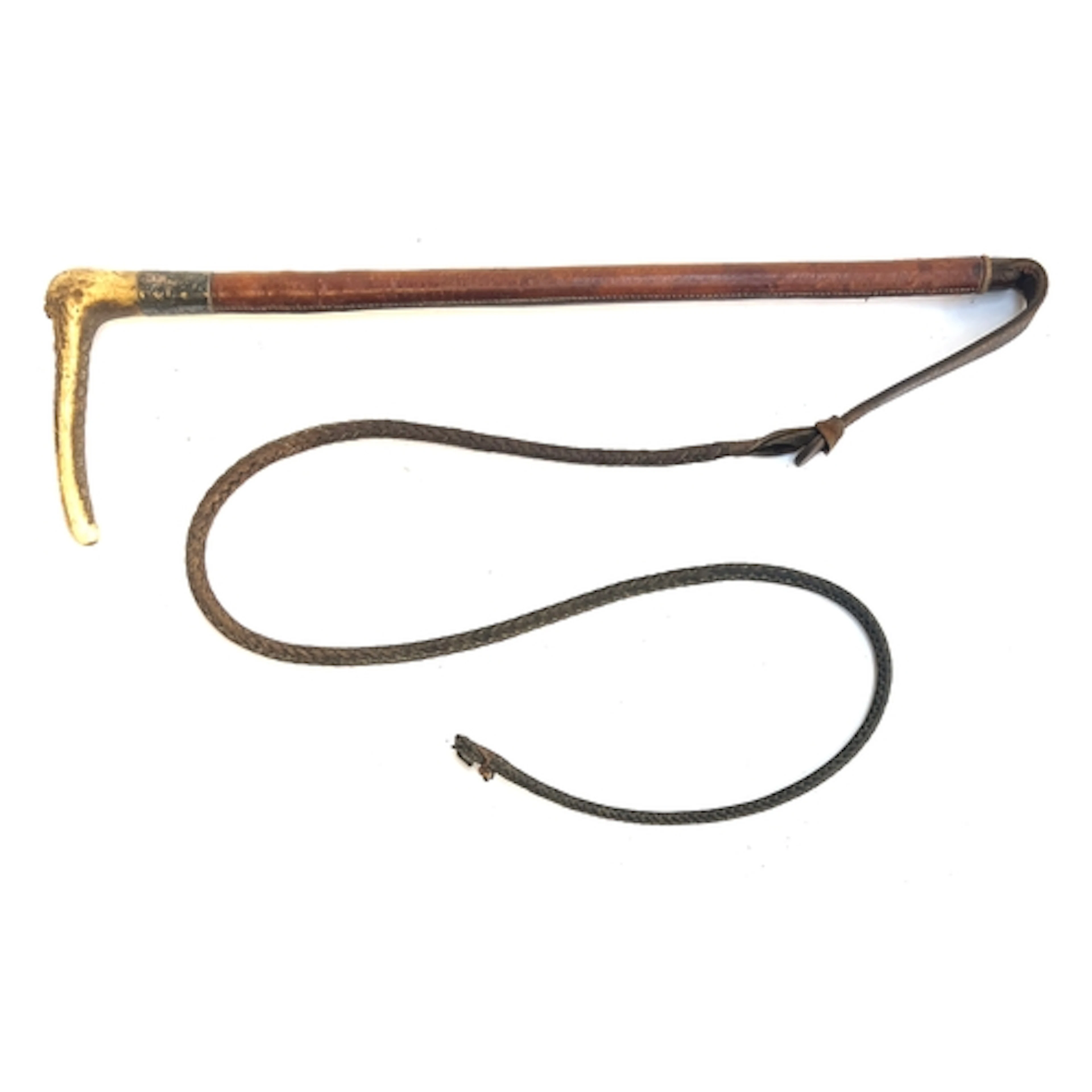 A gents hunting whip with antler handle and white metal coll...
