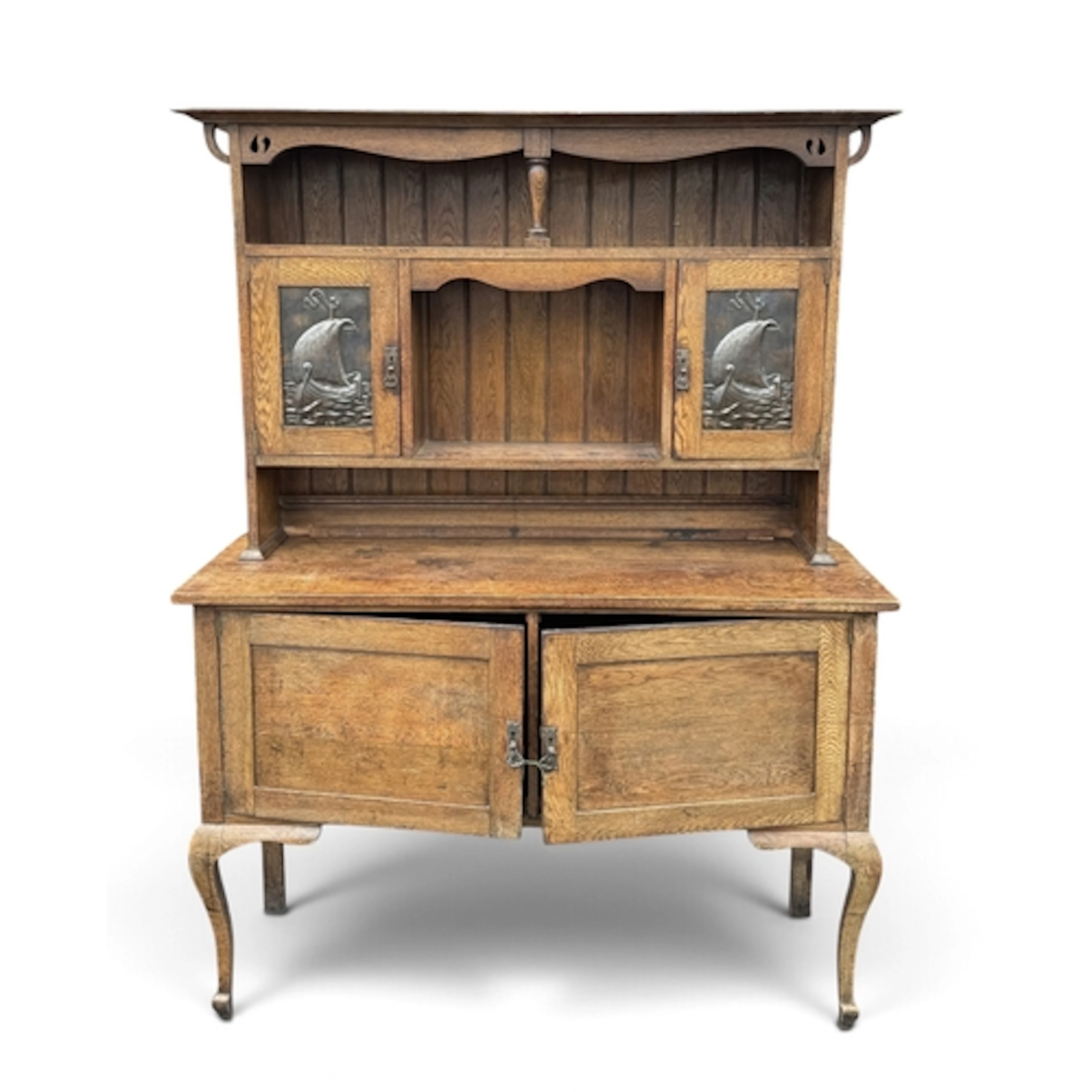 AN ARTS & CRAFTS SIDEBOARD