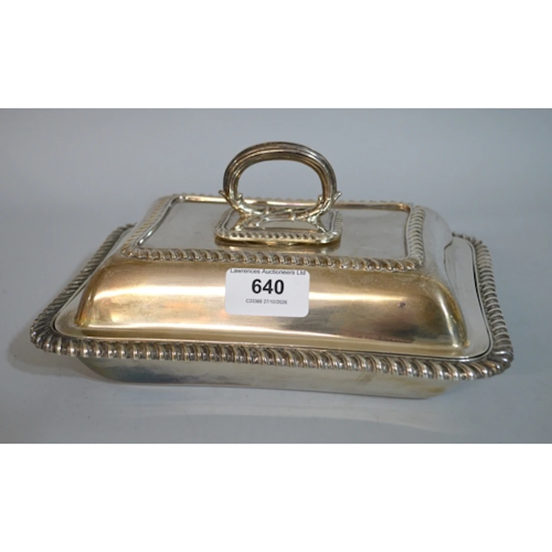Sheffield silver tureen cover and handle, 44.5oz t