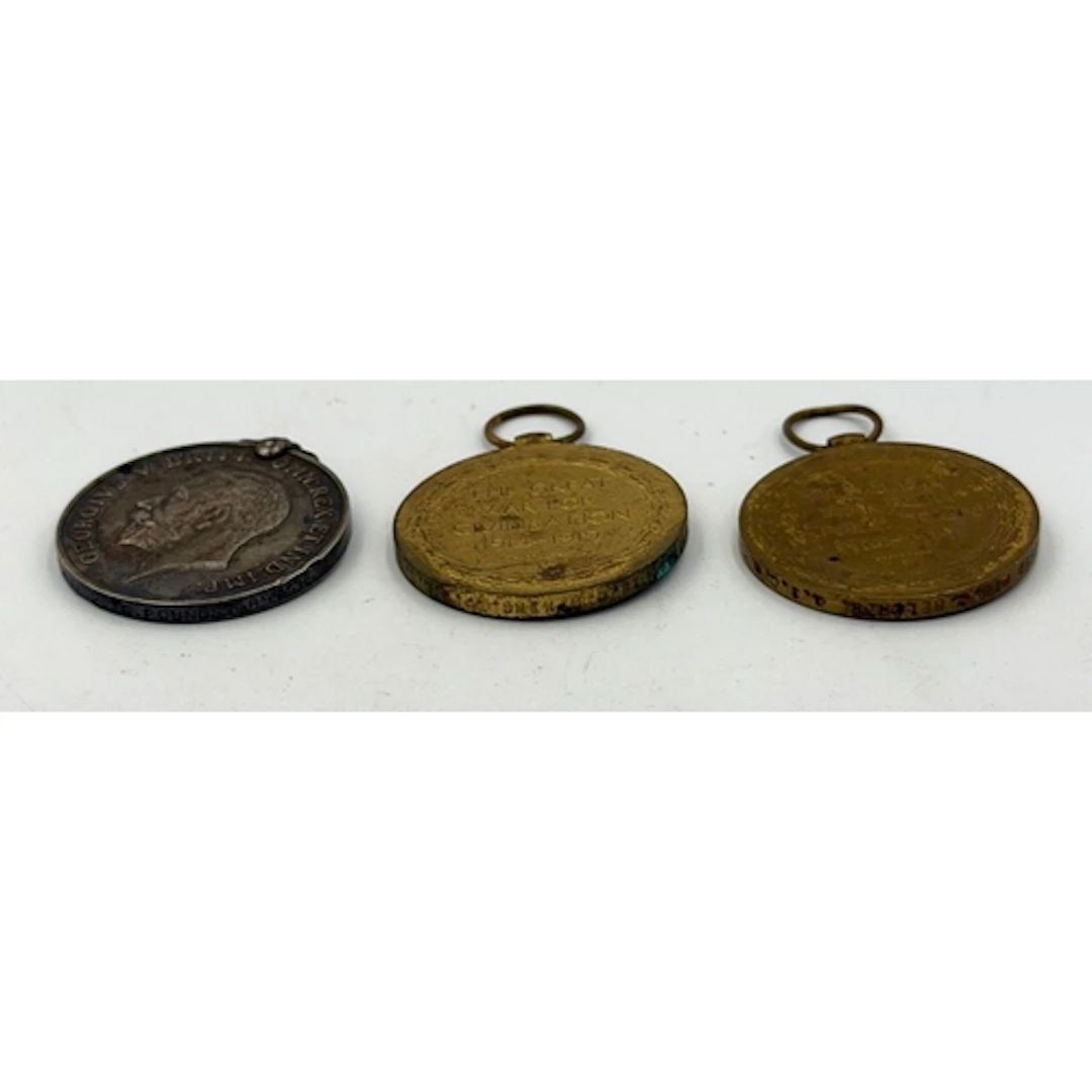 Three WWI Medals: Victory Medal 513721 PTE W H KING P.P.C.L....
